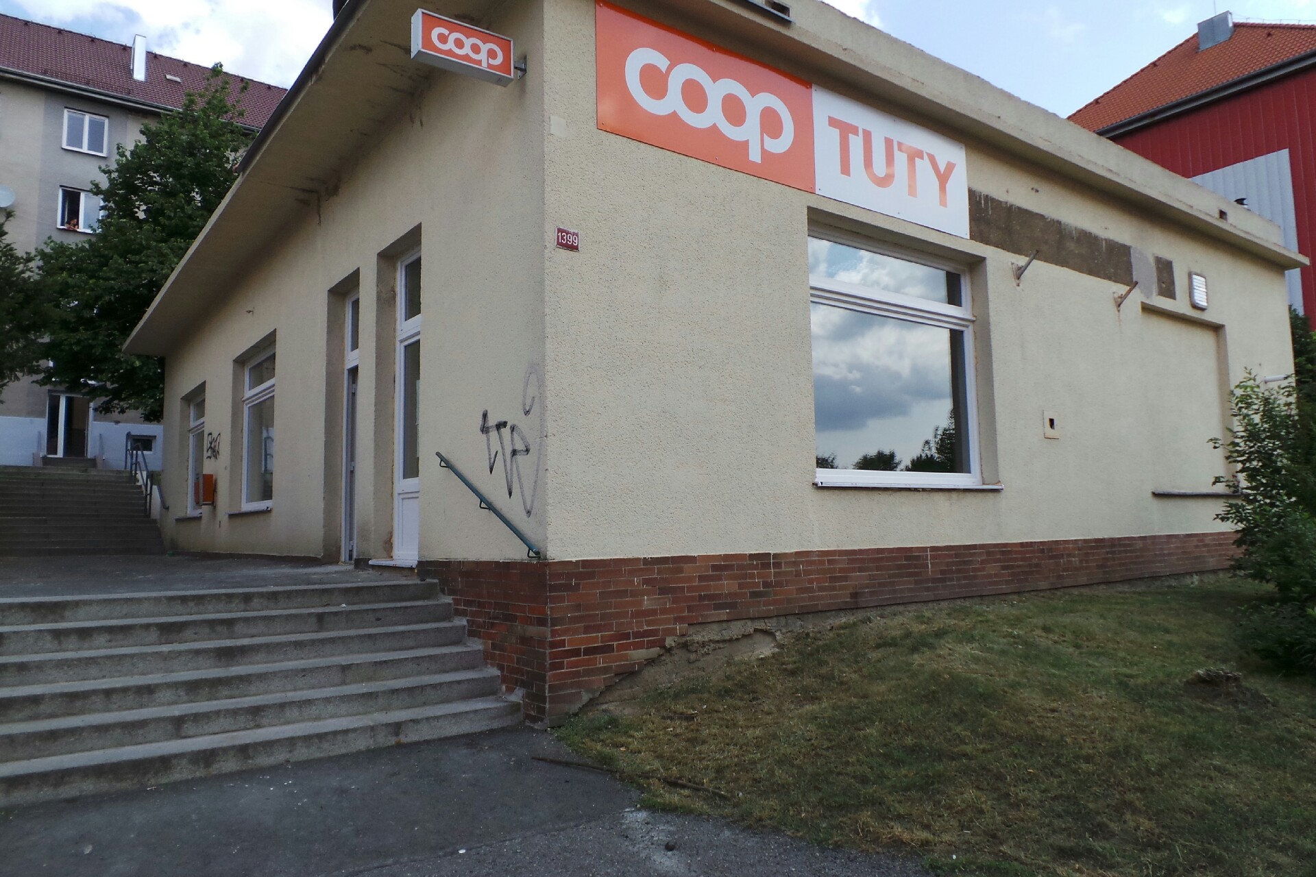 COOP - TUTY