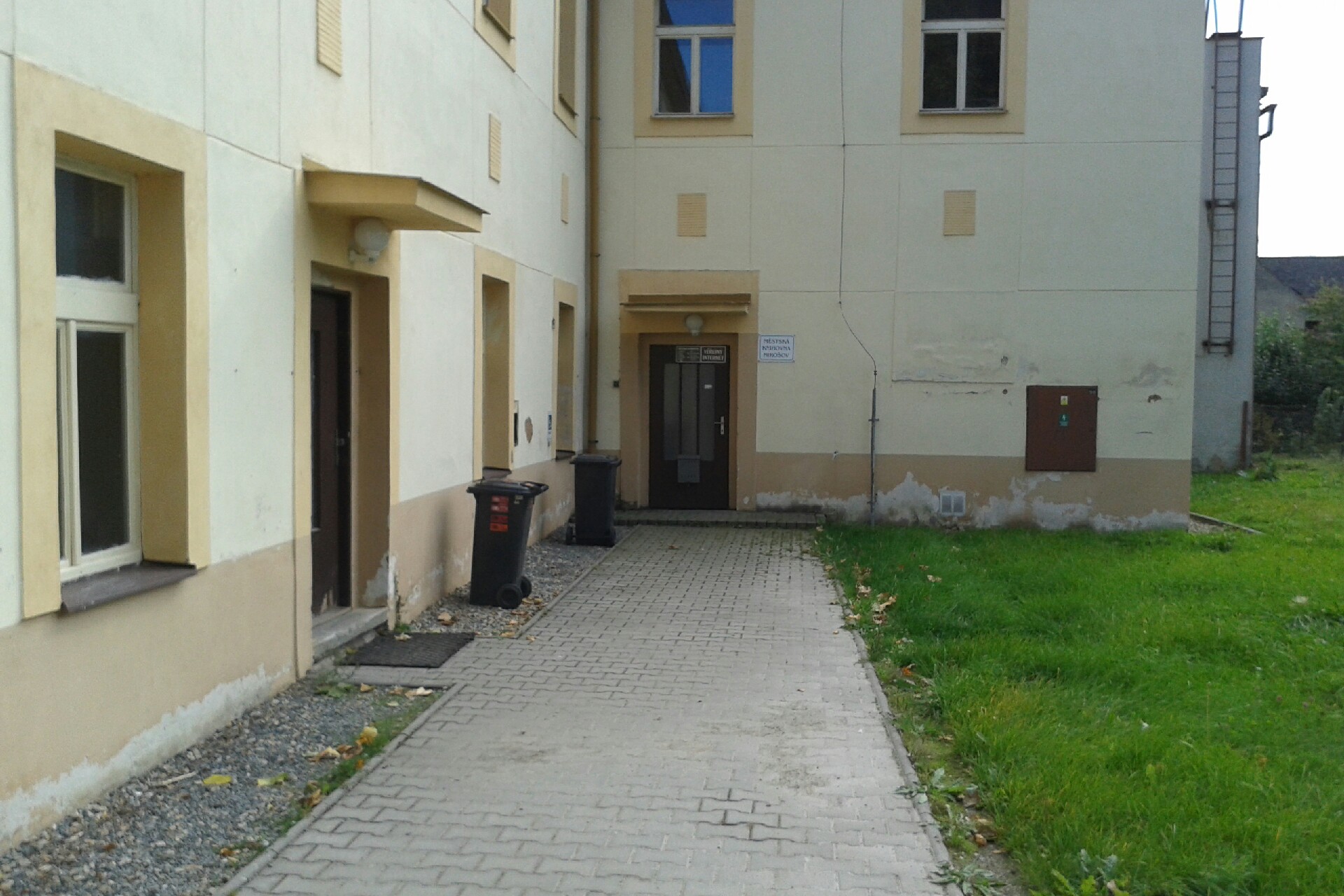 Městská knihovna Mirošov