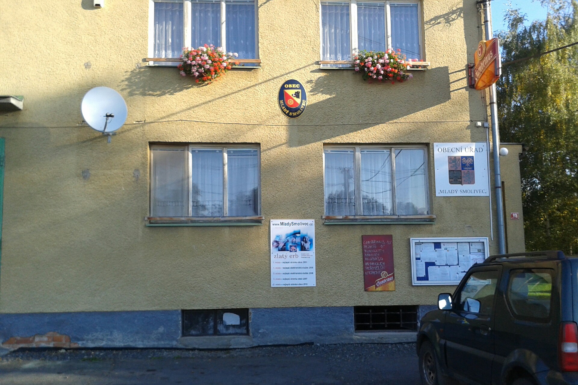 Mladý Smolivec - obecní úřad