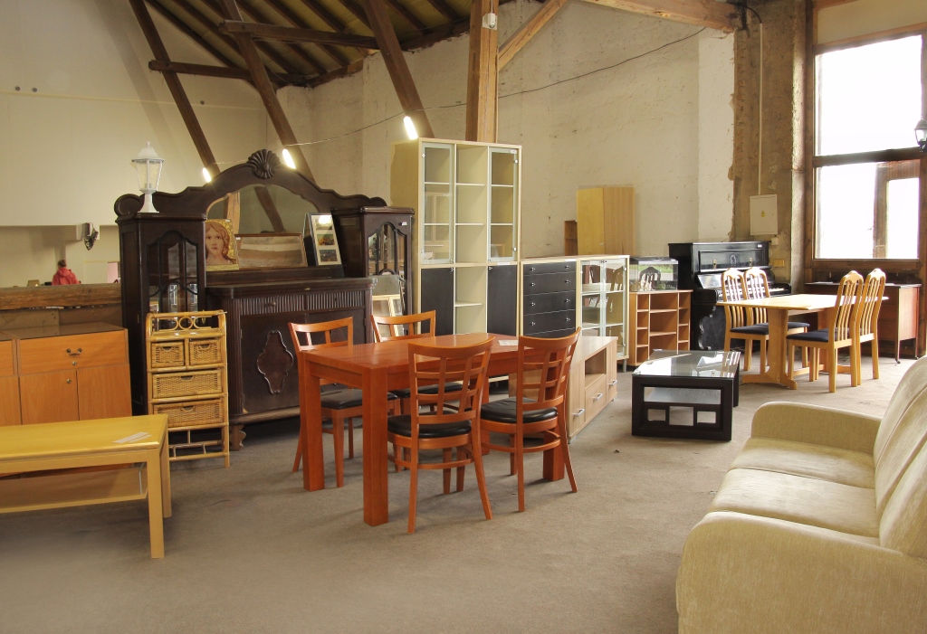 NÁBYTKOVÁ farma foto 2