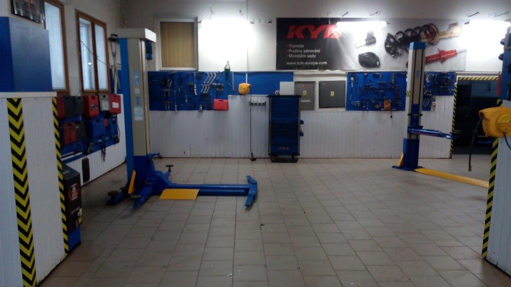Motorcentrum Cotkytle, s.r.o. foto 3