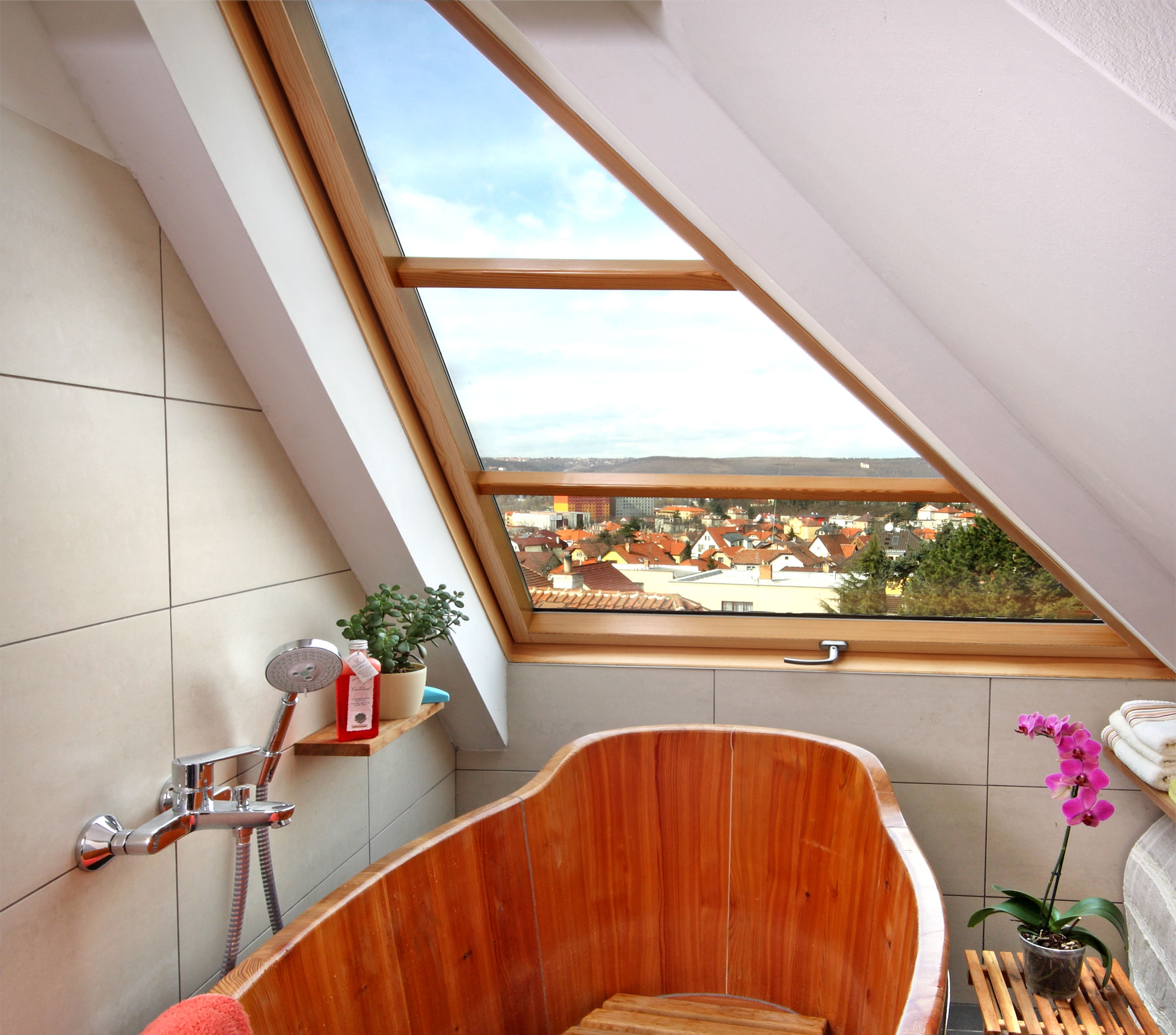 SOLARA - střešní okna a balkony foto 4