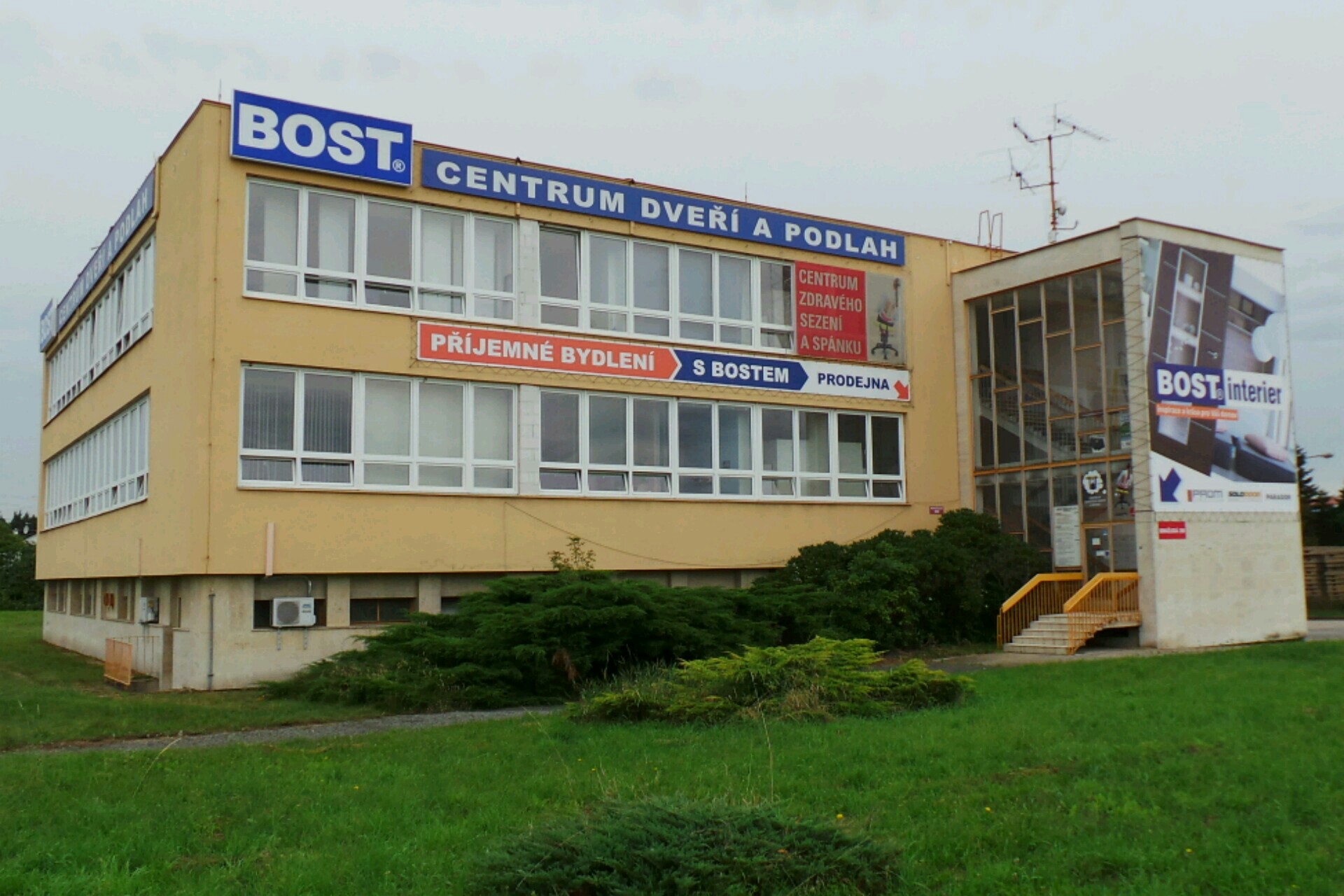 CHEMICKÁ OBCHODNÍ OVS, spol. s r.o.