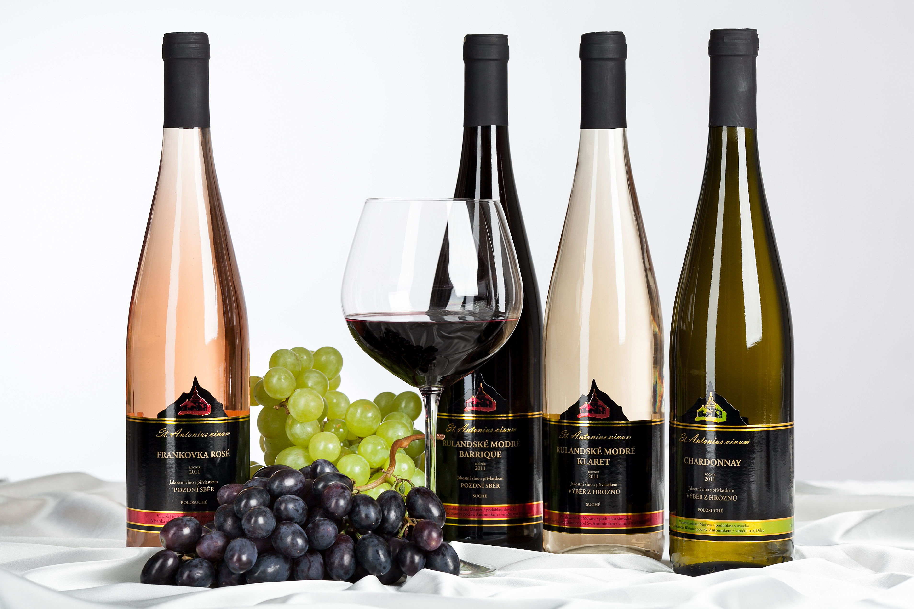 Vinotéka Víno Blatel foto 4