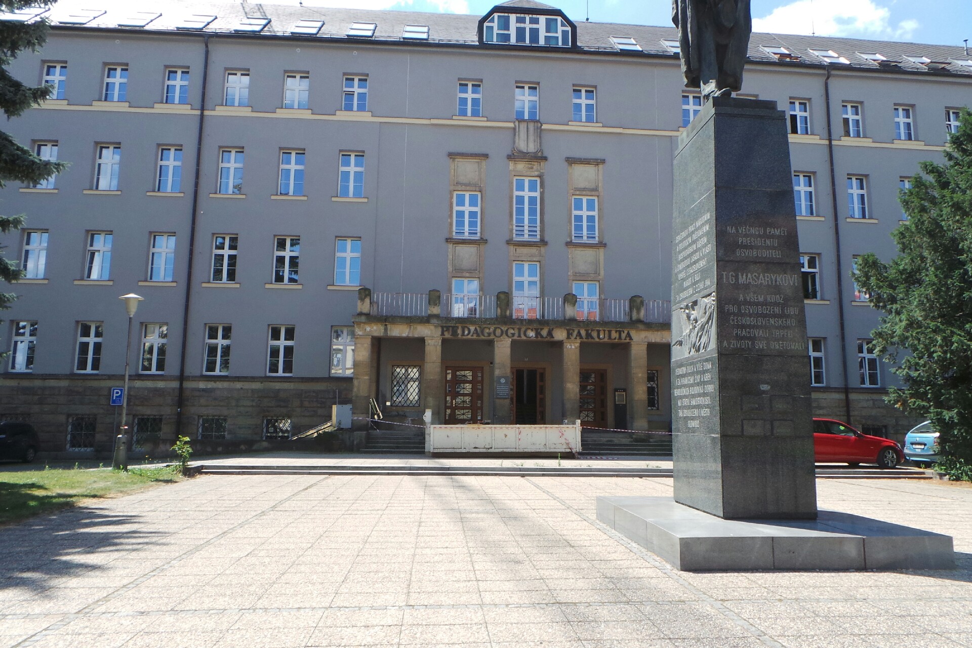 Univerzita Palackého v Olomouci - Ústav pedagogiky Pedagogické fakulty