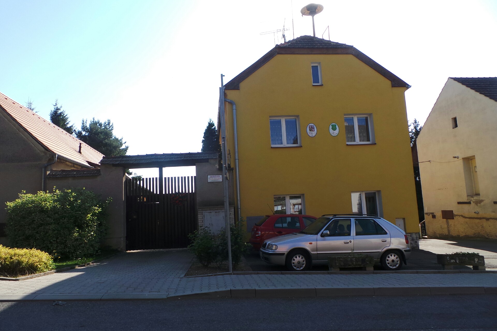 APRITECH, spol. s r.o.