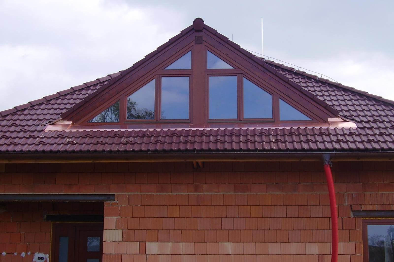 Roman Bláha - Tesařství, pokrývačství a klempířství