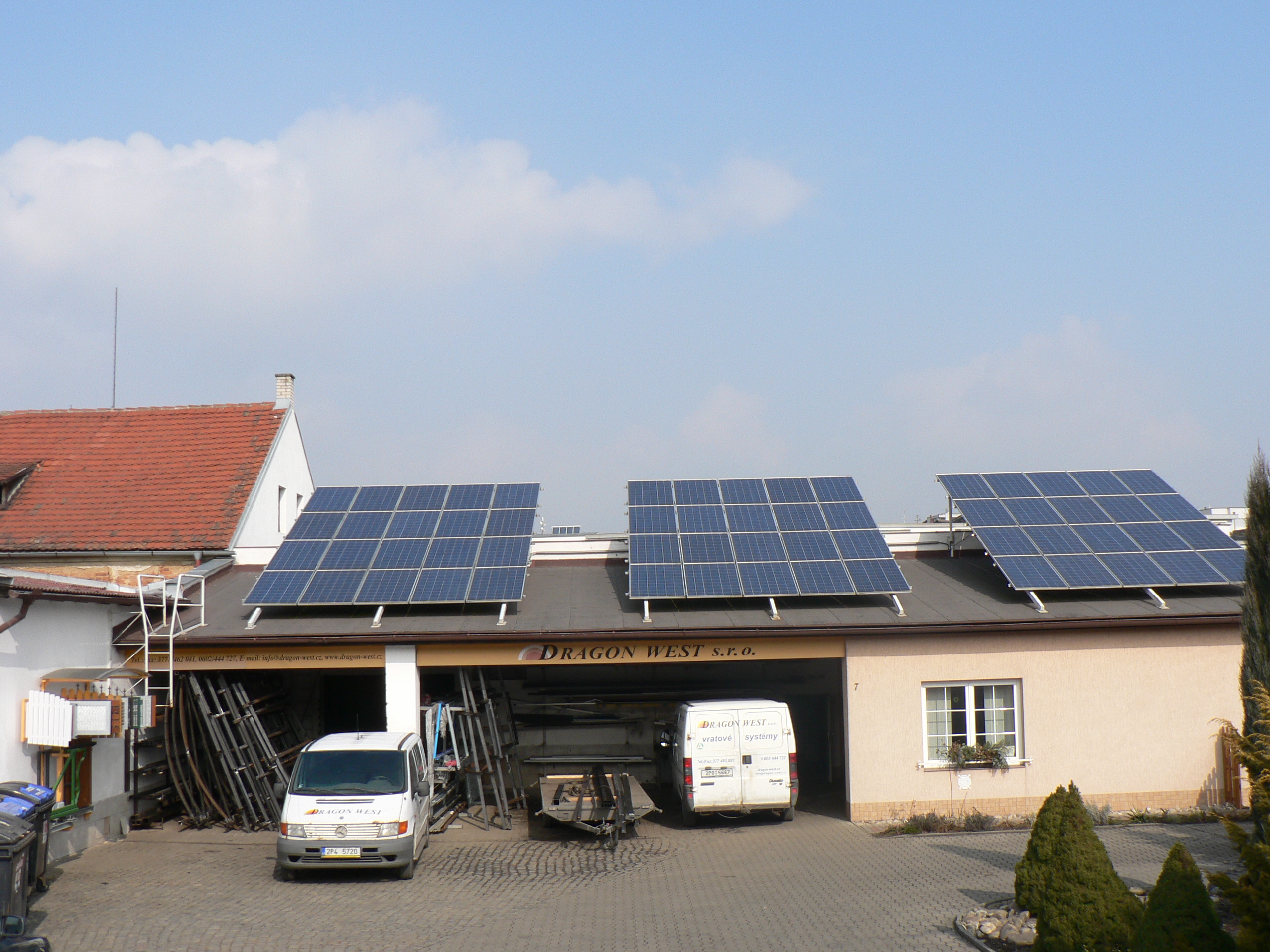 DRAGON WEST PLUS vrata, brány