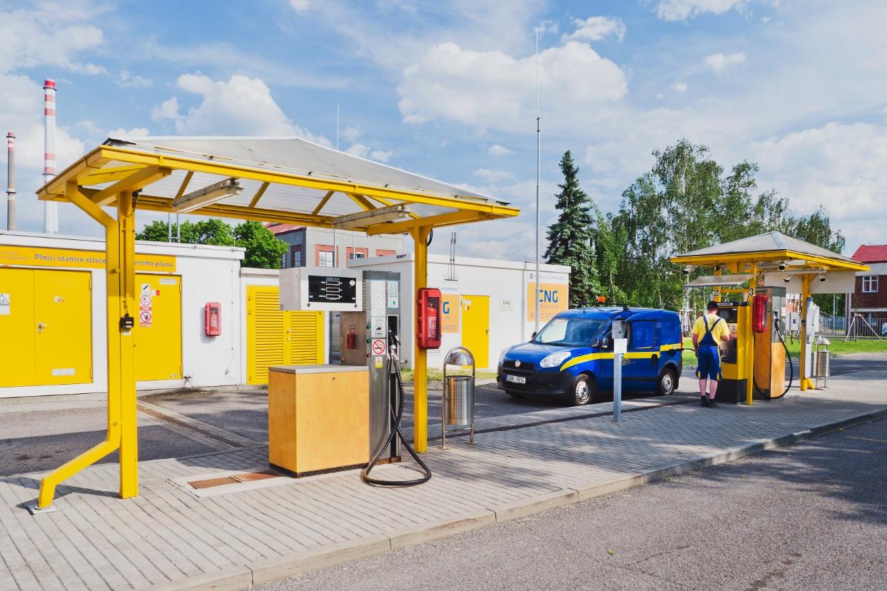 Pražská plynárenská - plnicí stanice CNG