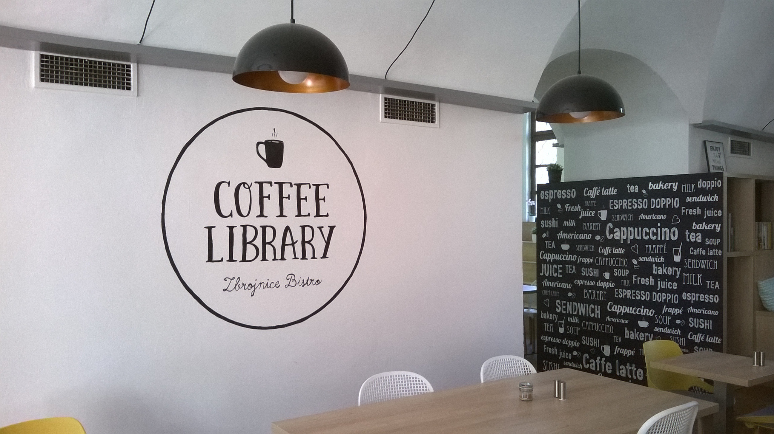 Knihovna Zbrojnice Univerzity Palackého v Olomouci foto 3