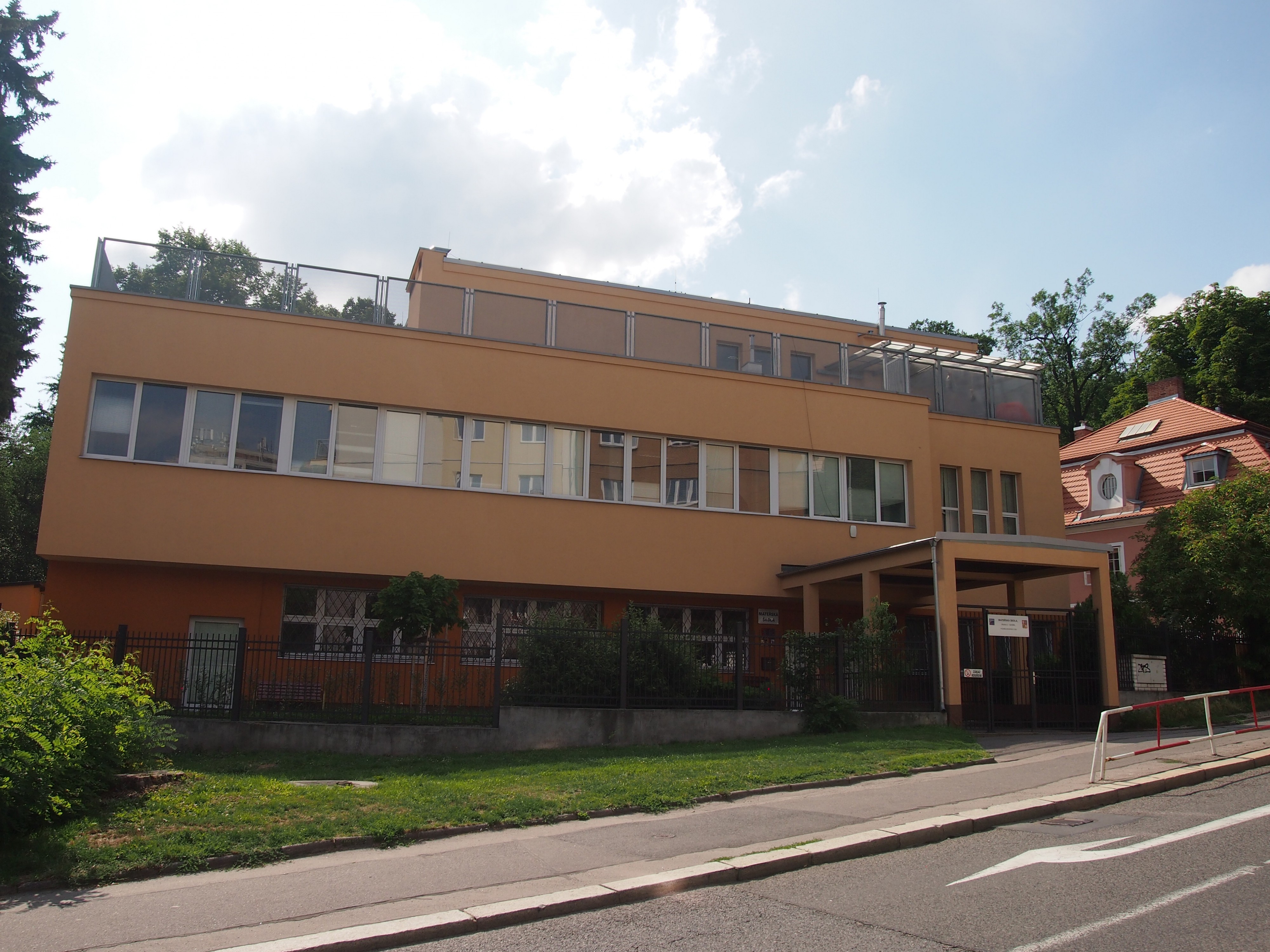 MŠ Praha 5, Podbělohorská foto 2