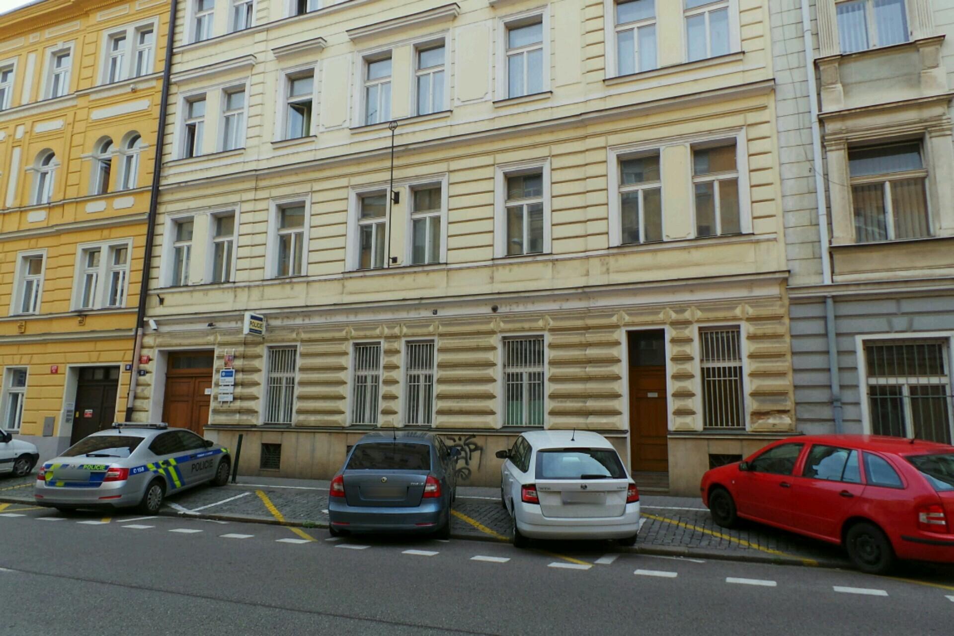 Policie ČR - Místní oddělení Nusle foto 1