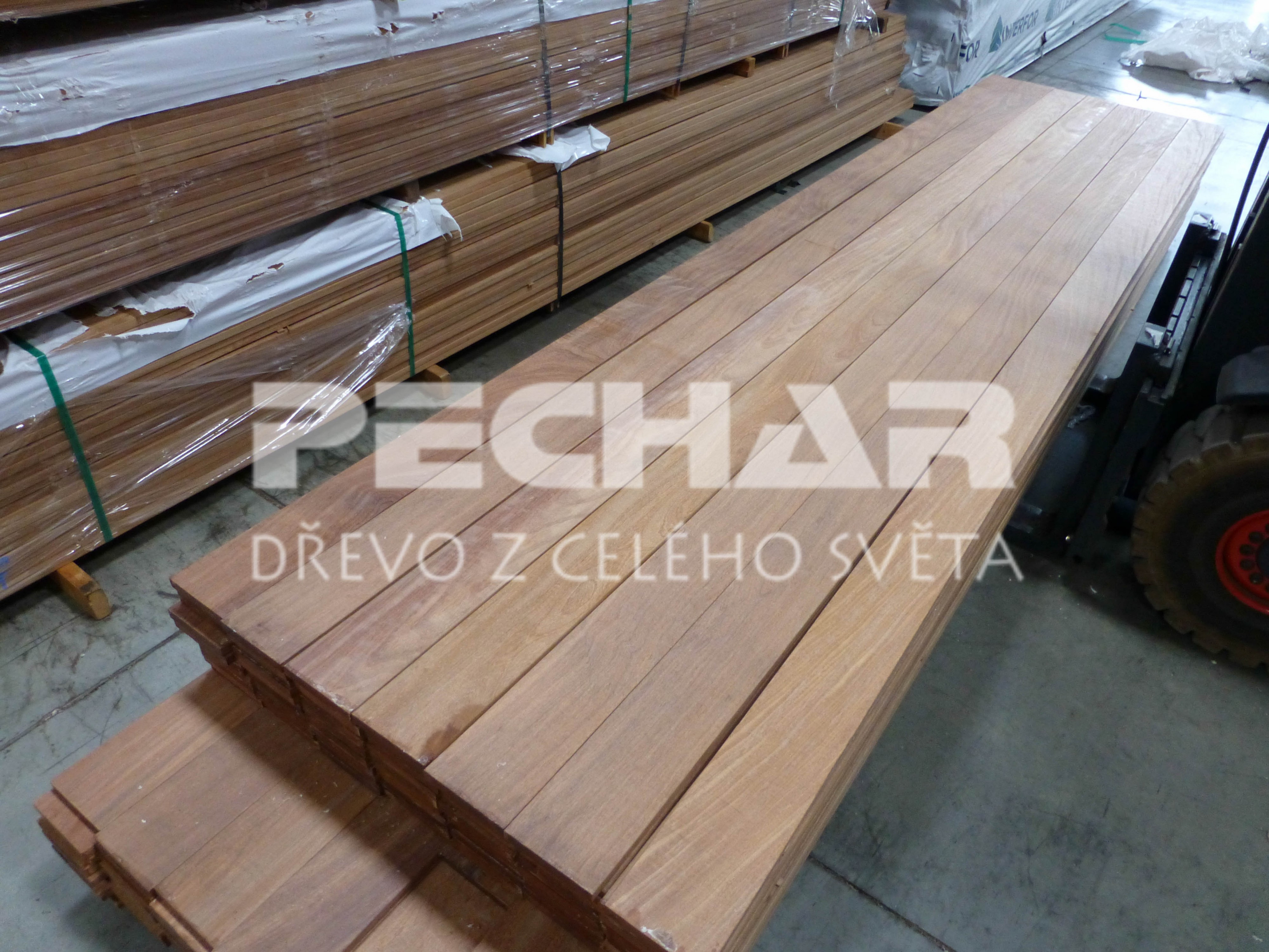 PECHAR DŘEVOIMPORT foto 5