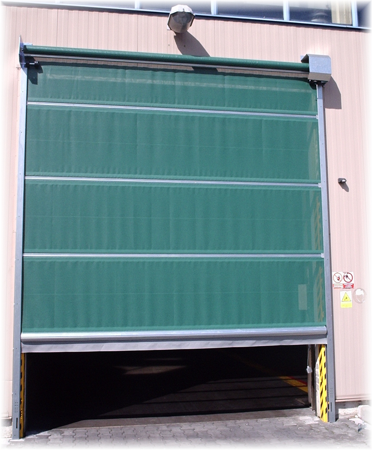 DRAGON WEST PLUS vrata, brány foto 3