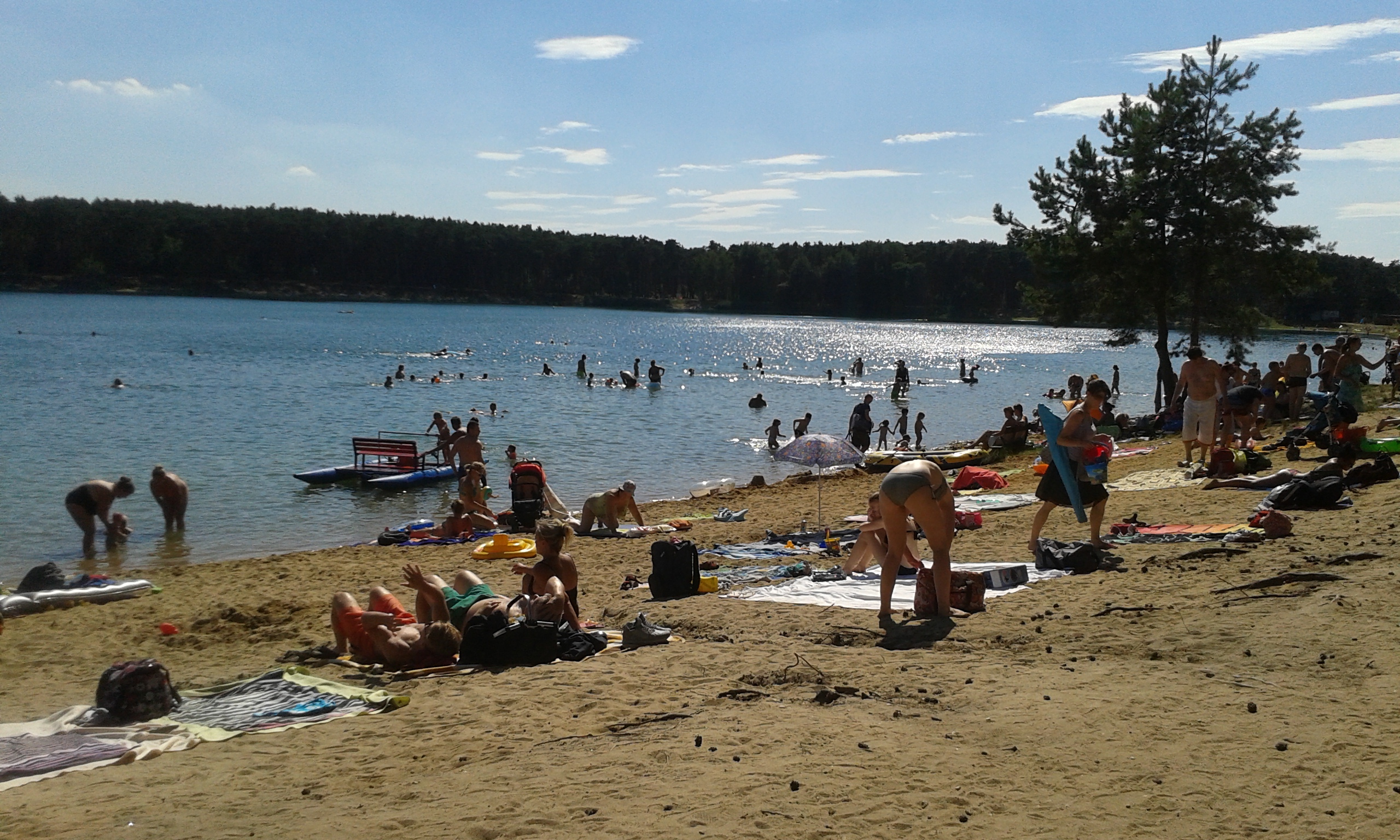 Občerstvení Jezero Lhota foto 3