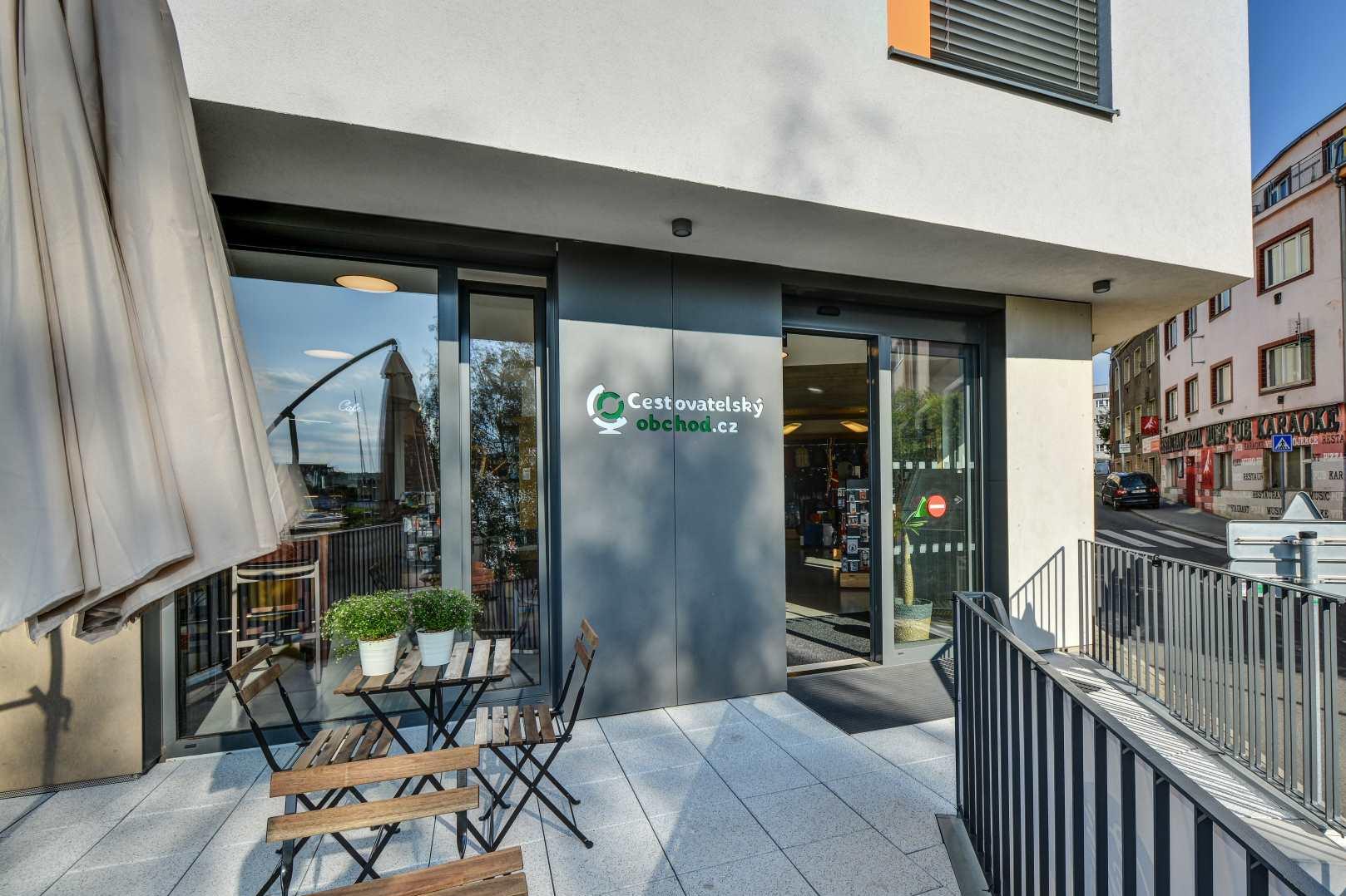 Cestovatelský obchod