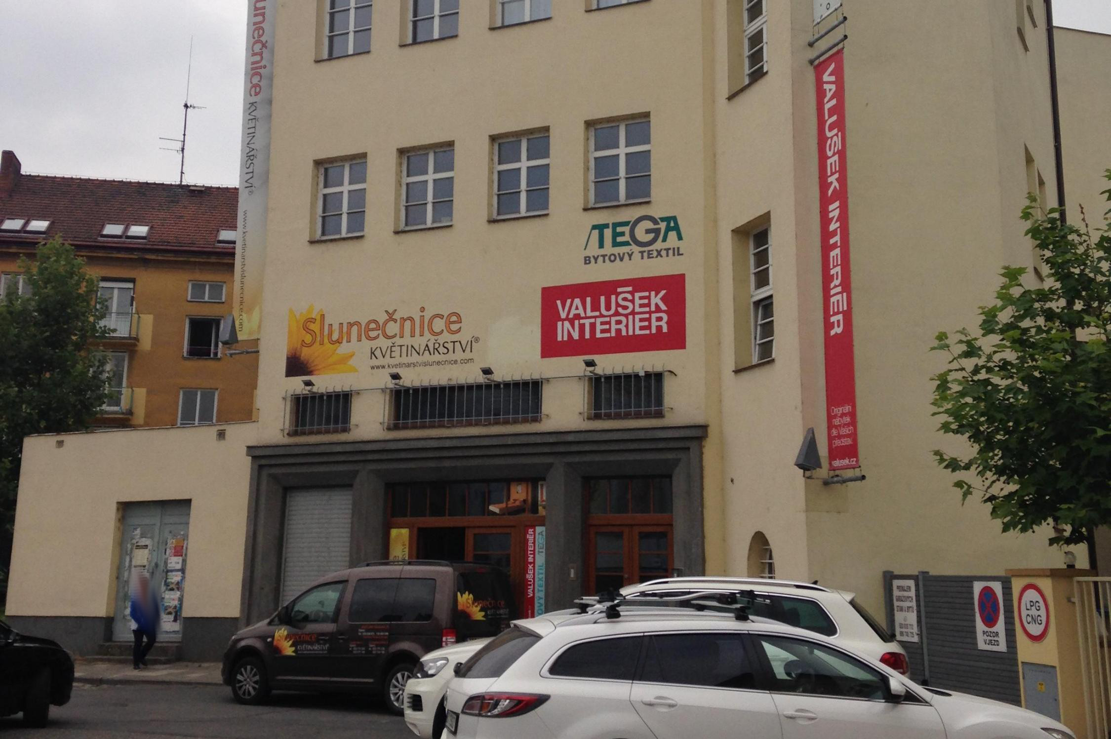 VALUŠEK INTERIER, s.r.o.