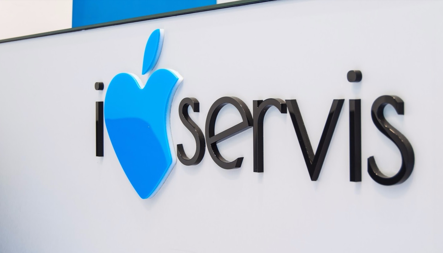iLoveServis - expresní servis mobilů, tabletů a Macbooků foto 3