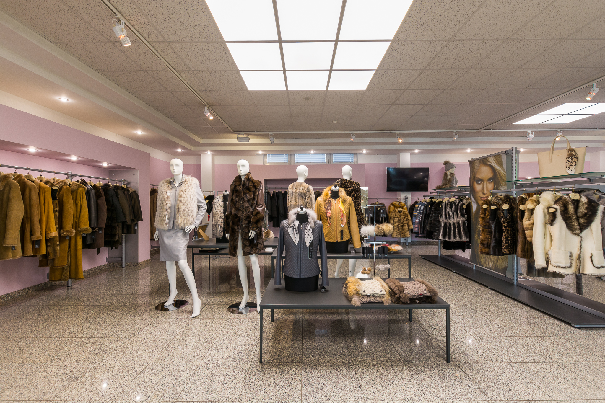 SC Strnad & Červinka – kůže a kožešiny foto 3