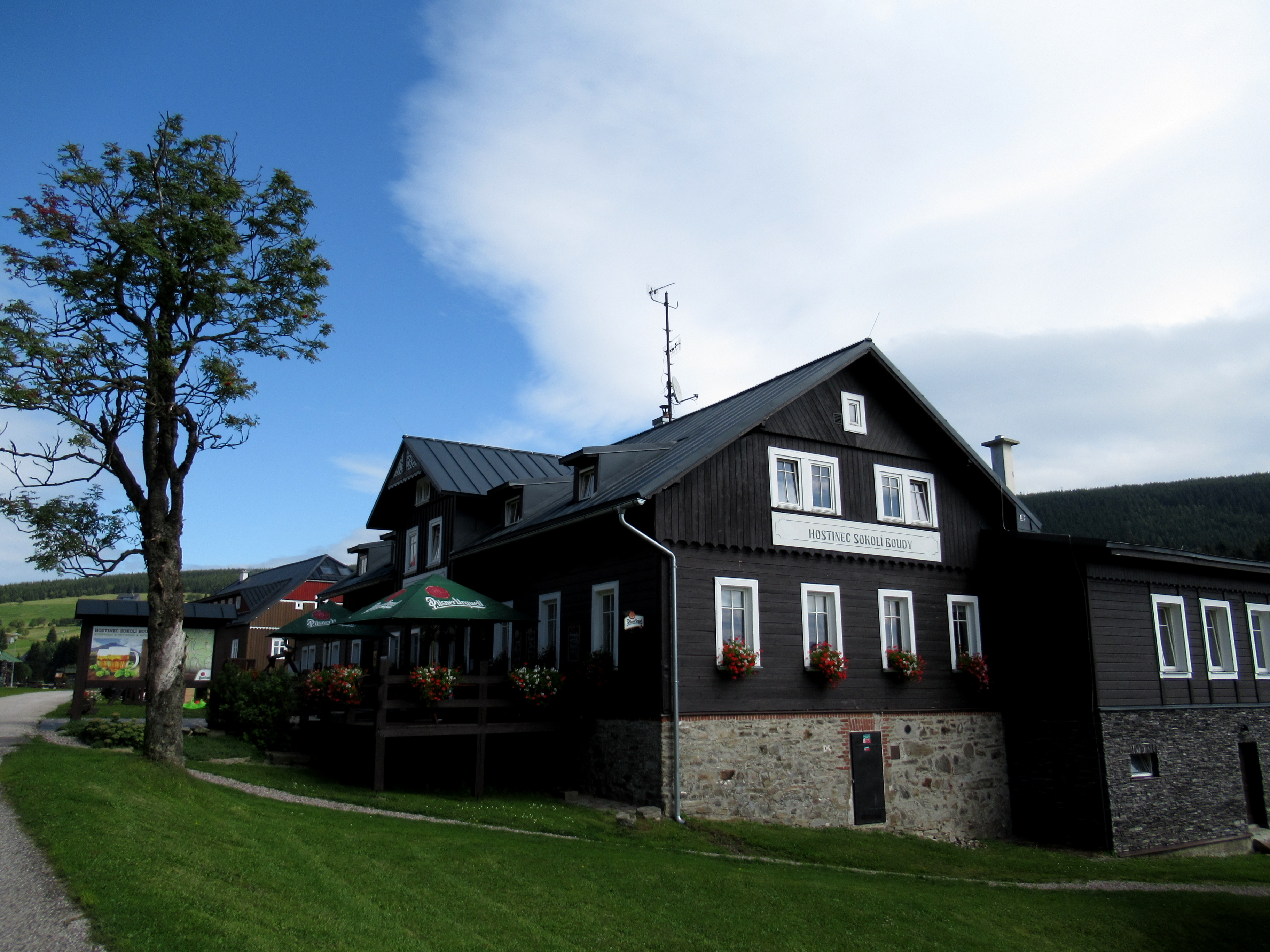 Restaurace Sokolí boudy