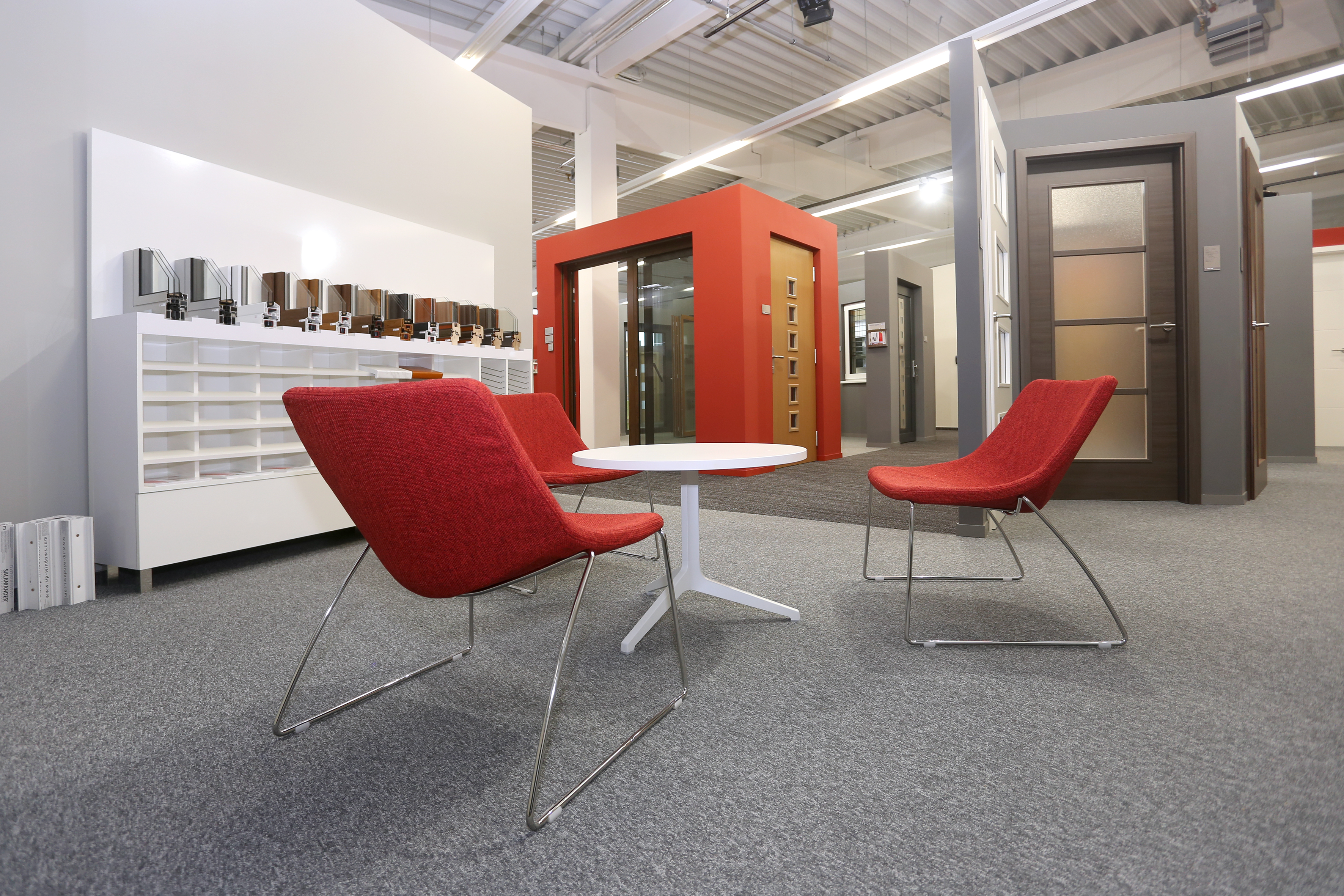 VEKRA - okna a dveře foto 2