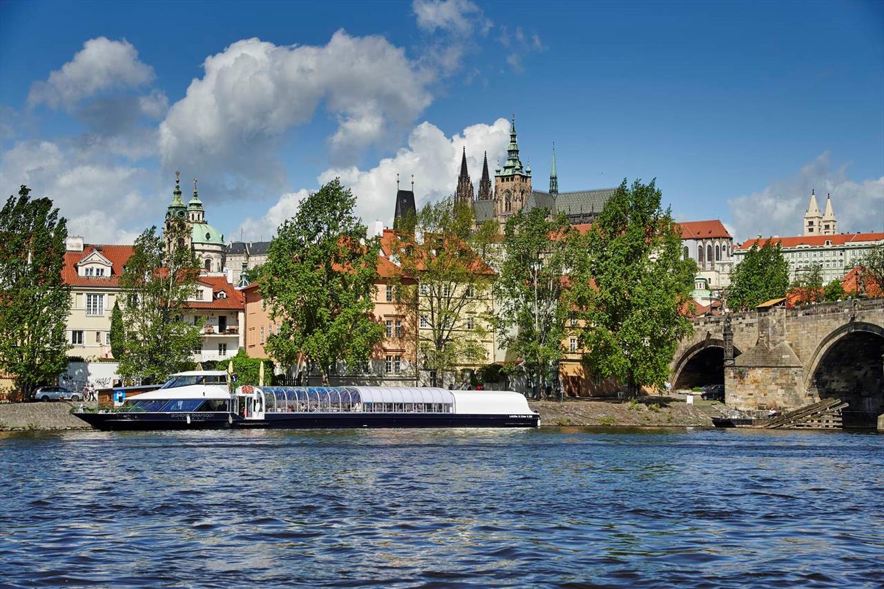 Prague Boats