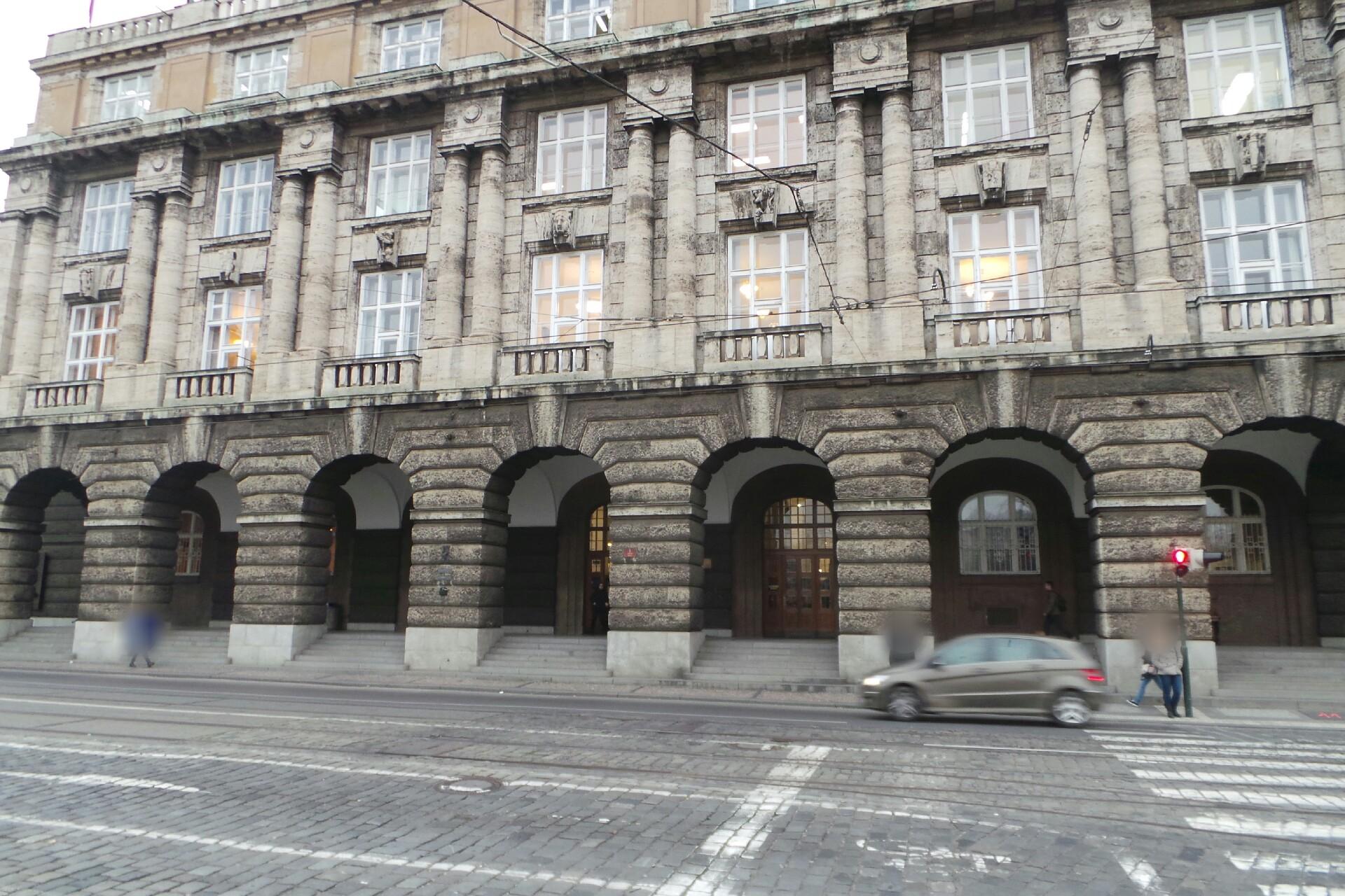 Ústav srovnávací jazykovědy Filozofické fakulty - Univerzita Karlova