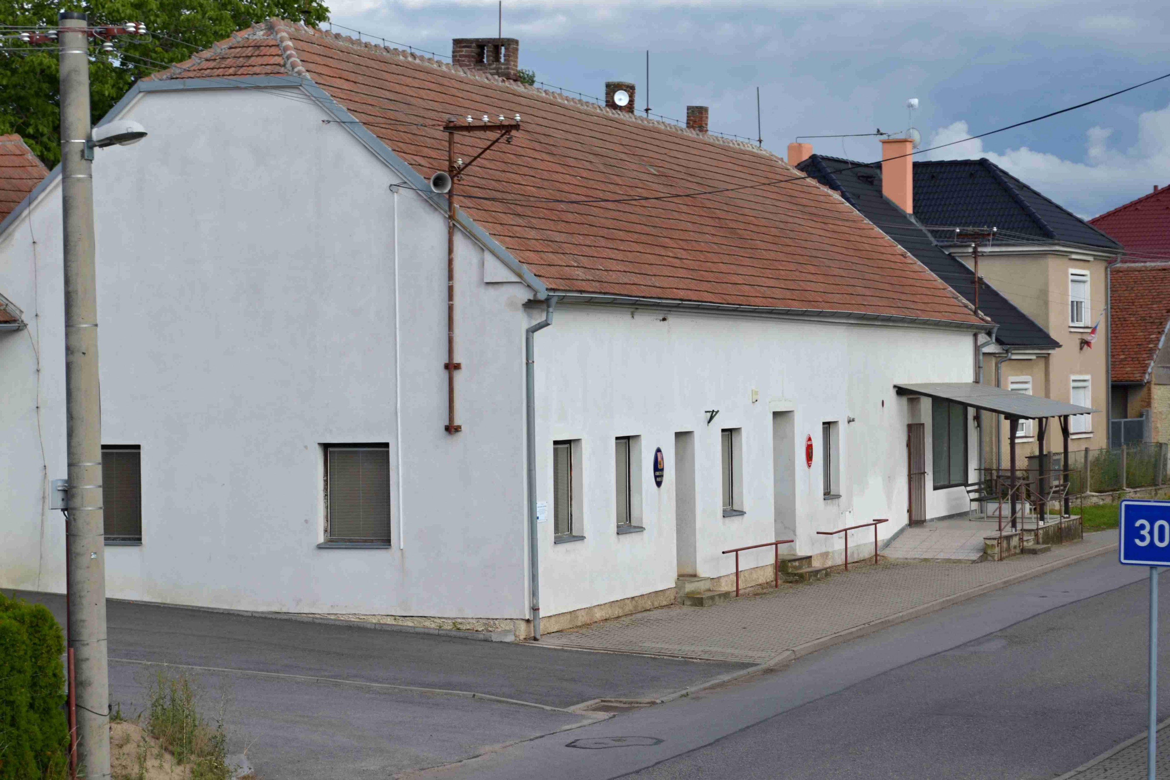 Nabočany - obecní úřad