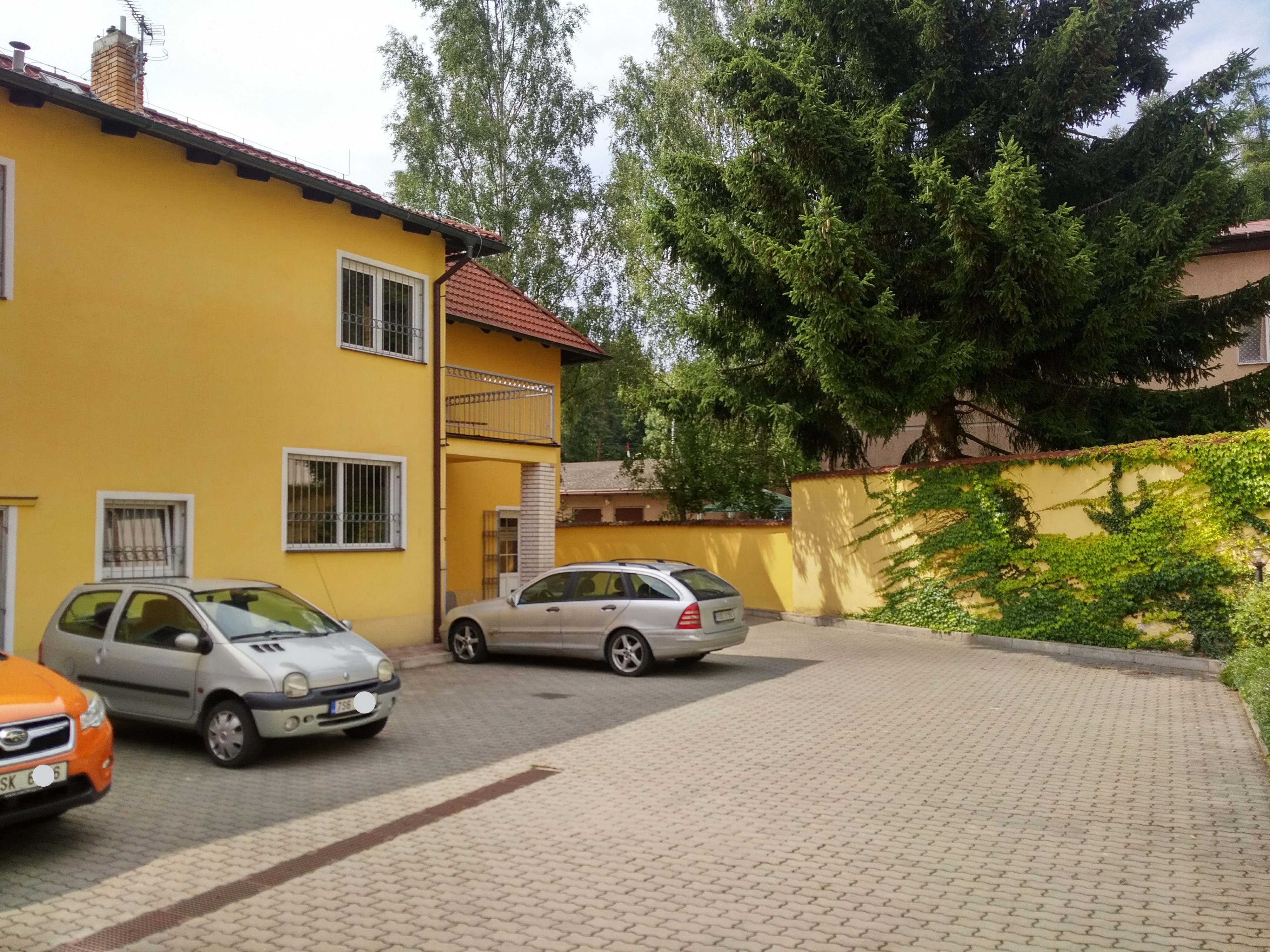 EKVITA INVEST - úvěrová společnost foto 2