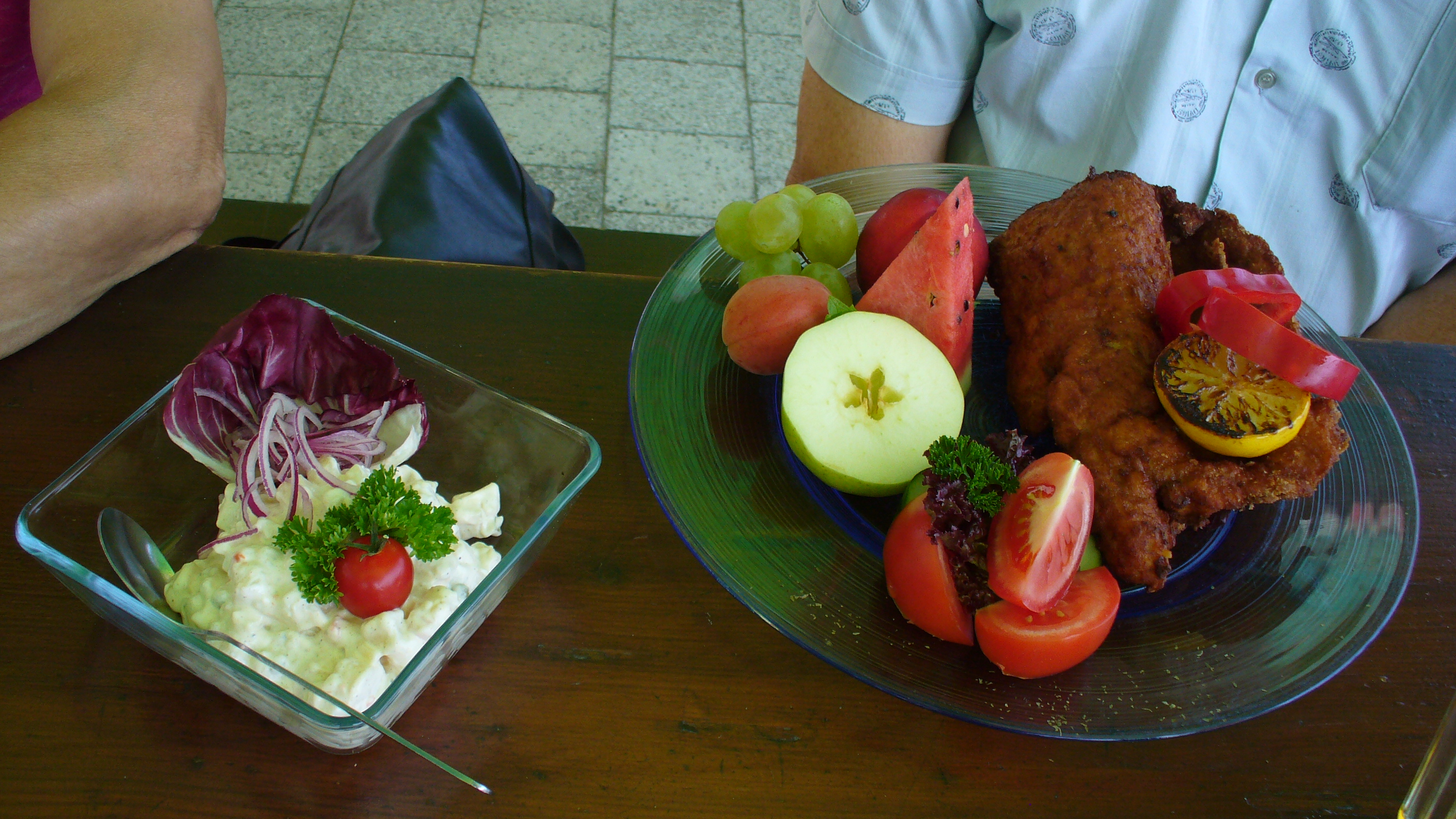 Restaurace a kavárna Zahrada nad řekou foto 2