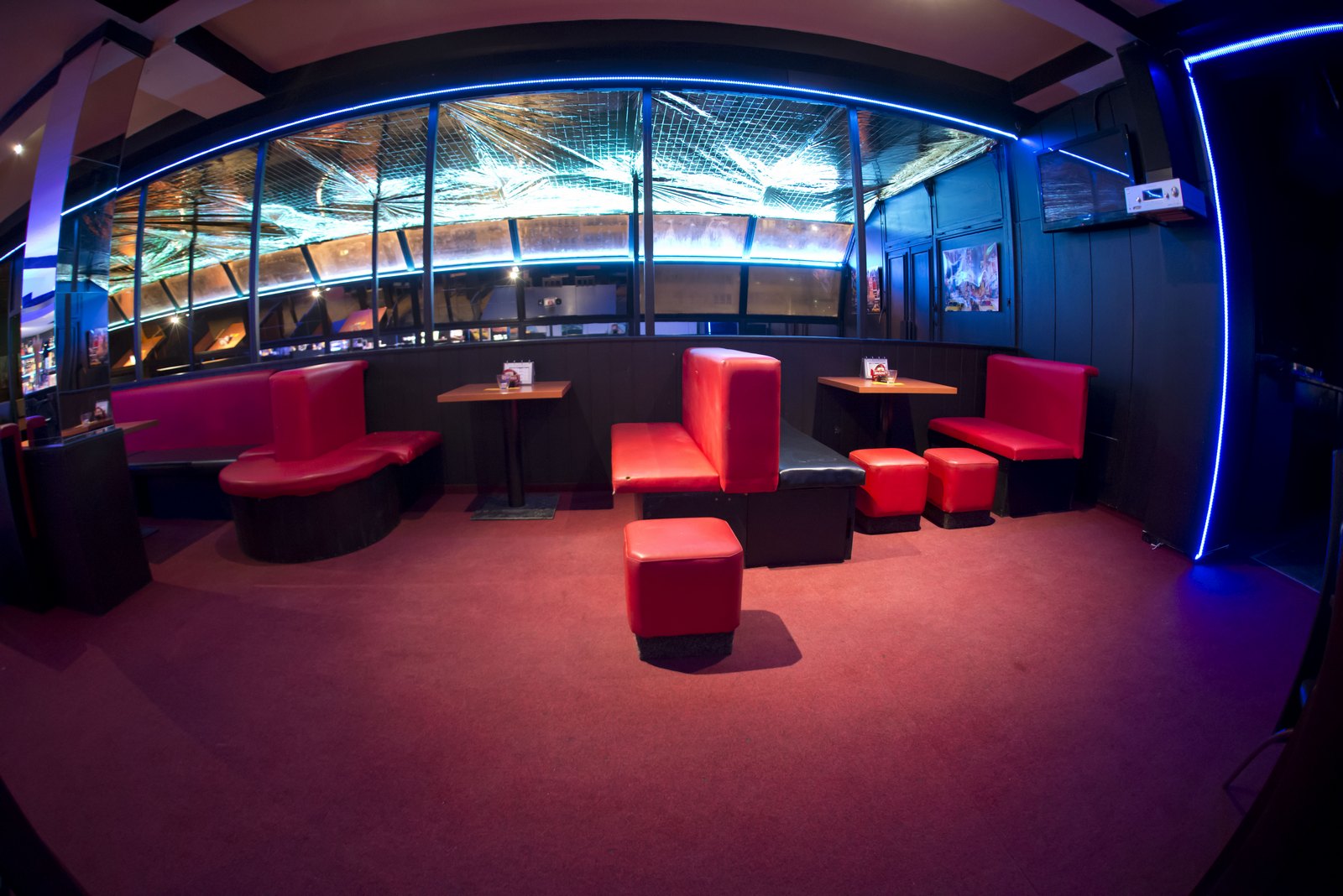 INFINITY MUSIC BAR foto 6