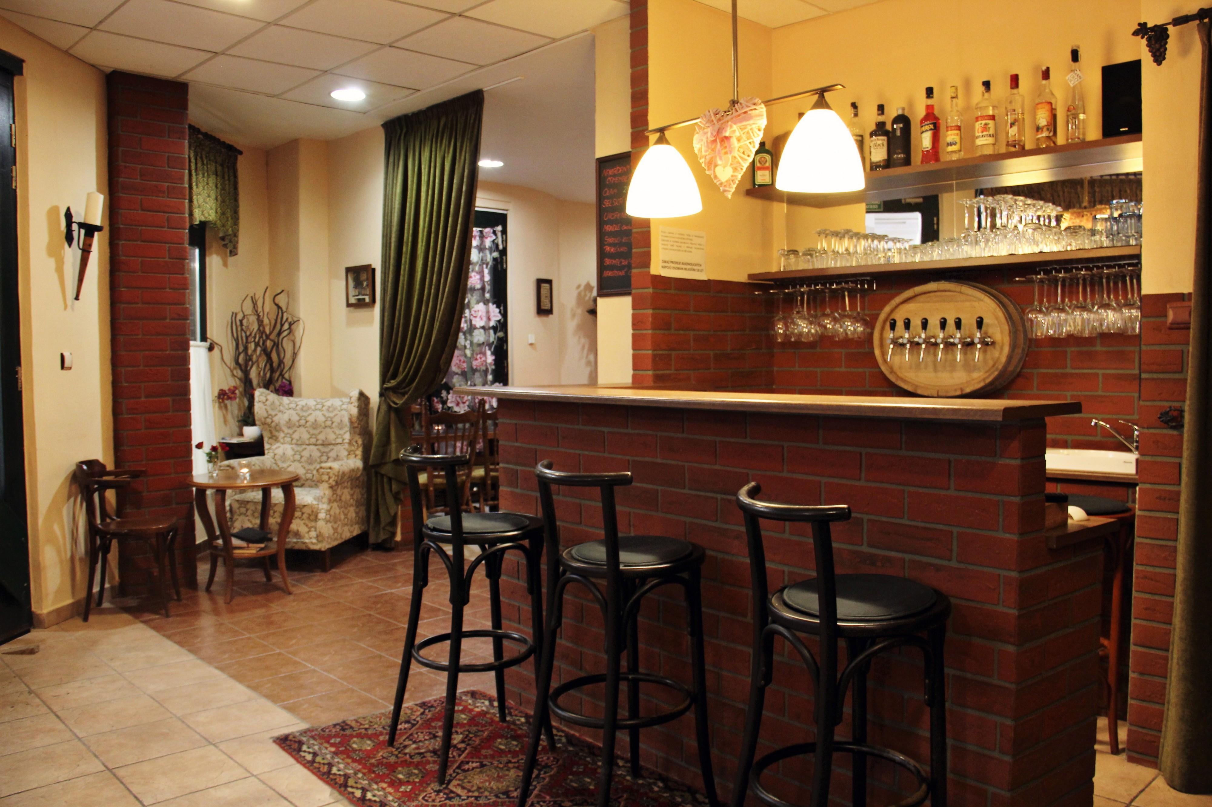 Vinárna U dvou přátel