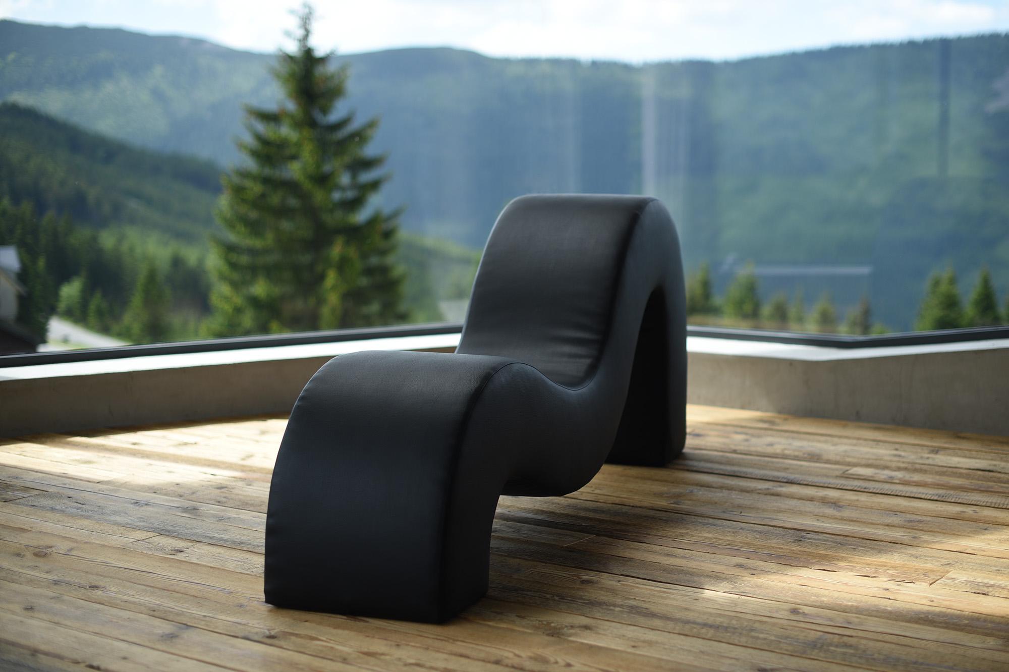 Trikonoš - triko z hor