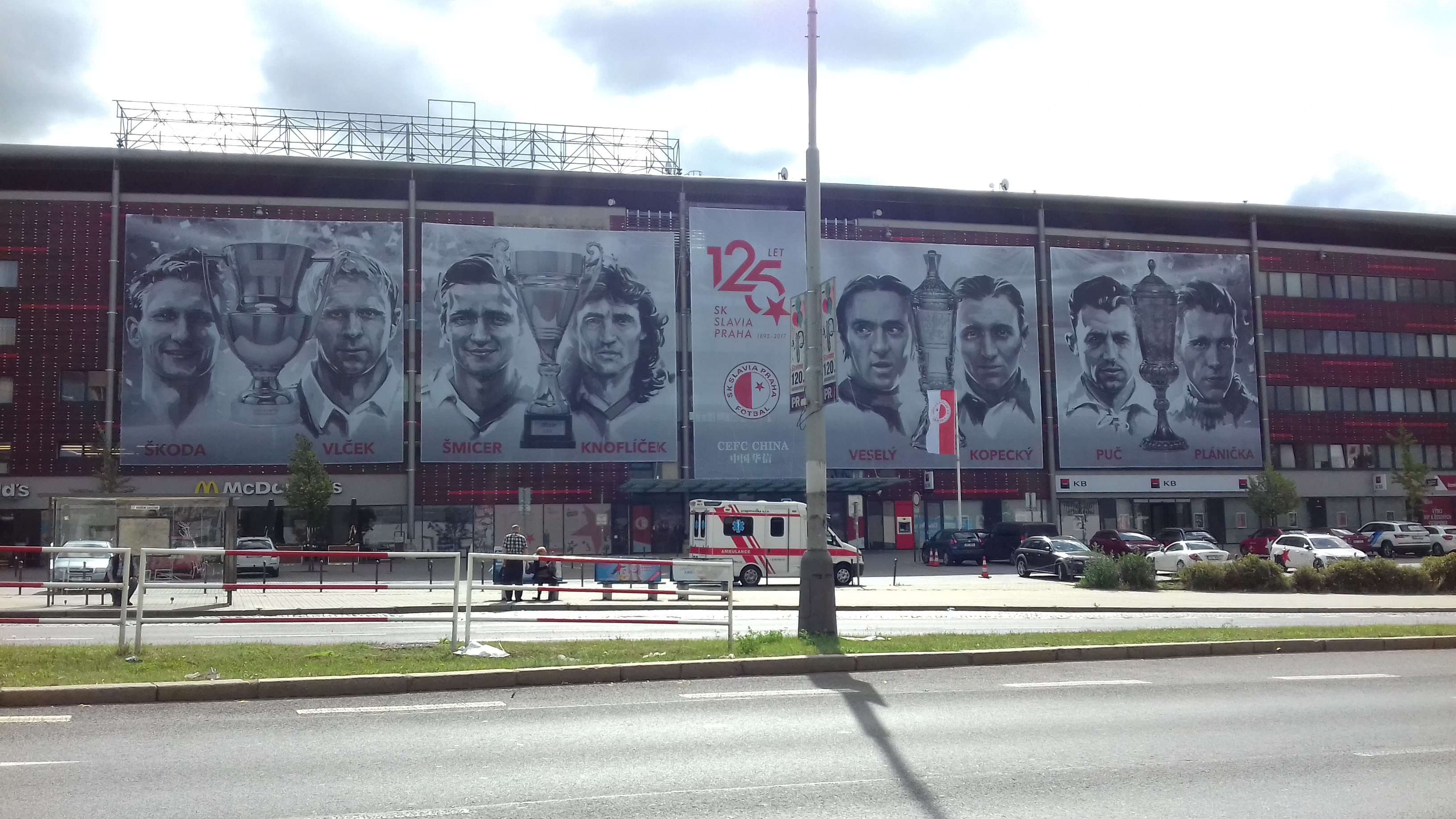 Fortuna Arena foto 6