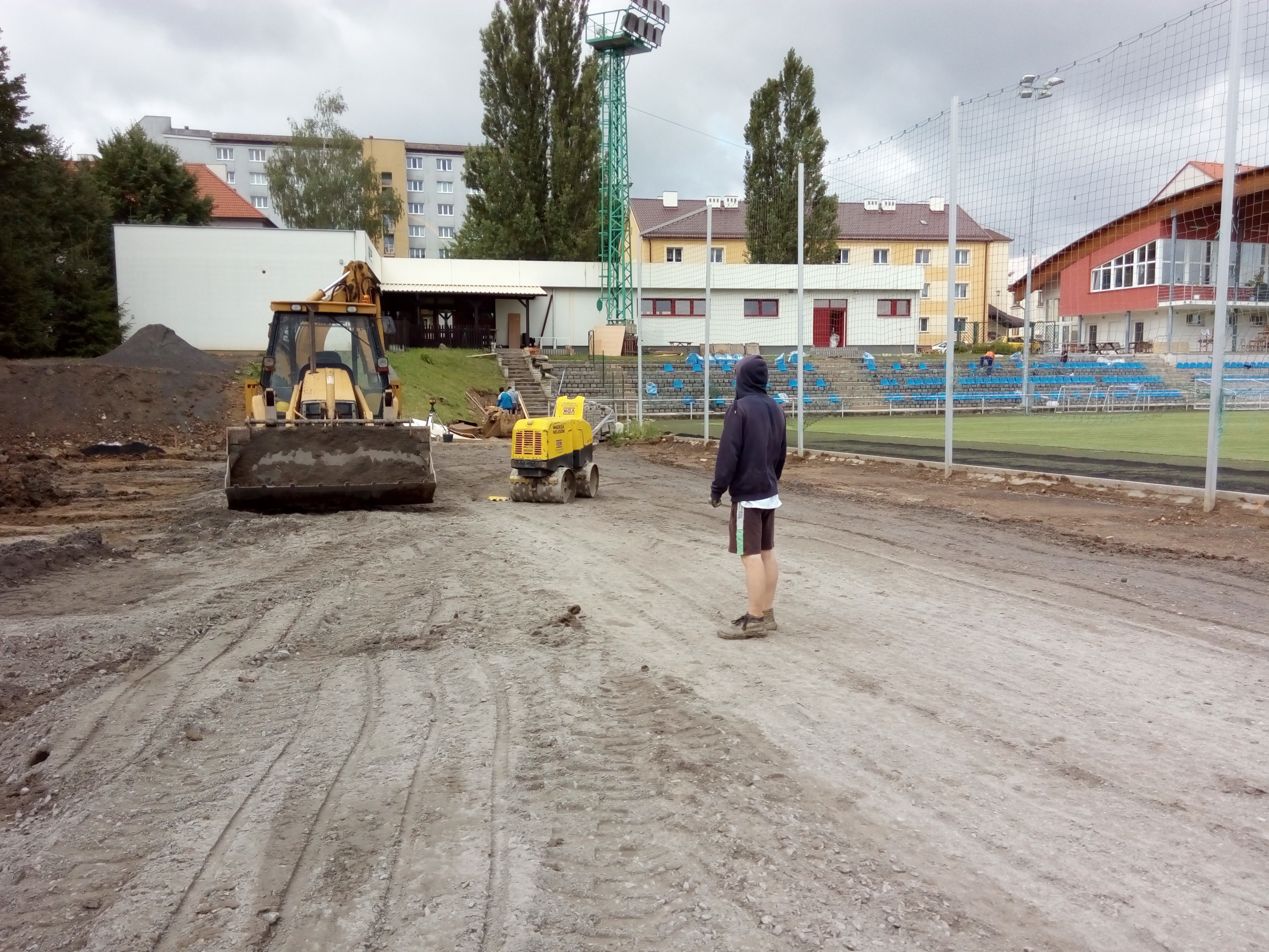Lukáš Cvach - zemní práce a terénní úpravy foto 5
