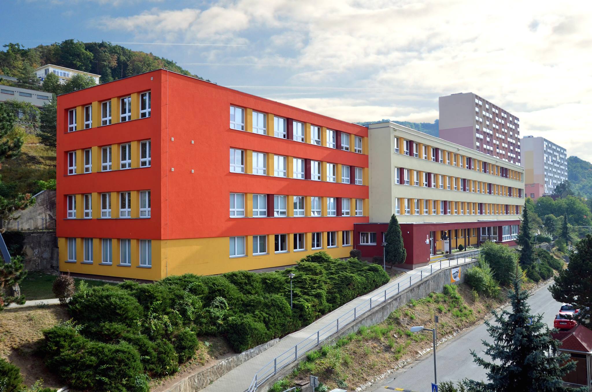 ZŠ a MŠ Adamov - ZŠ Komenského