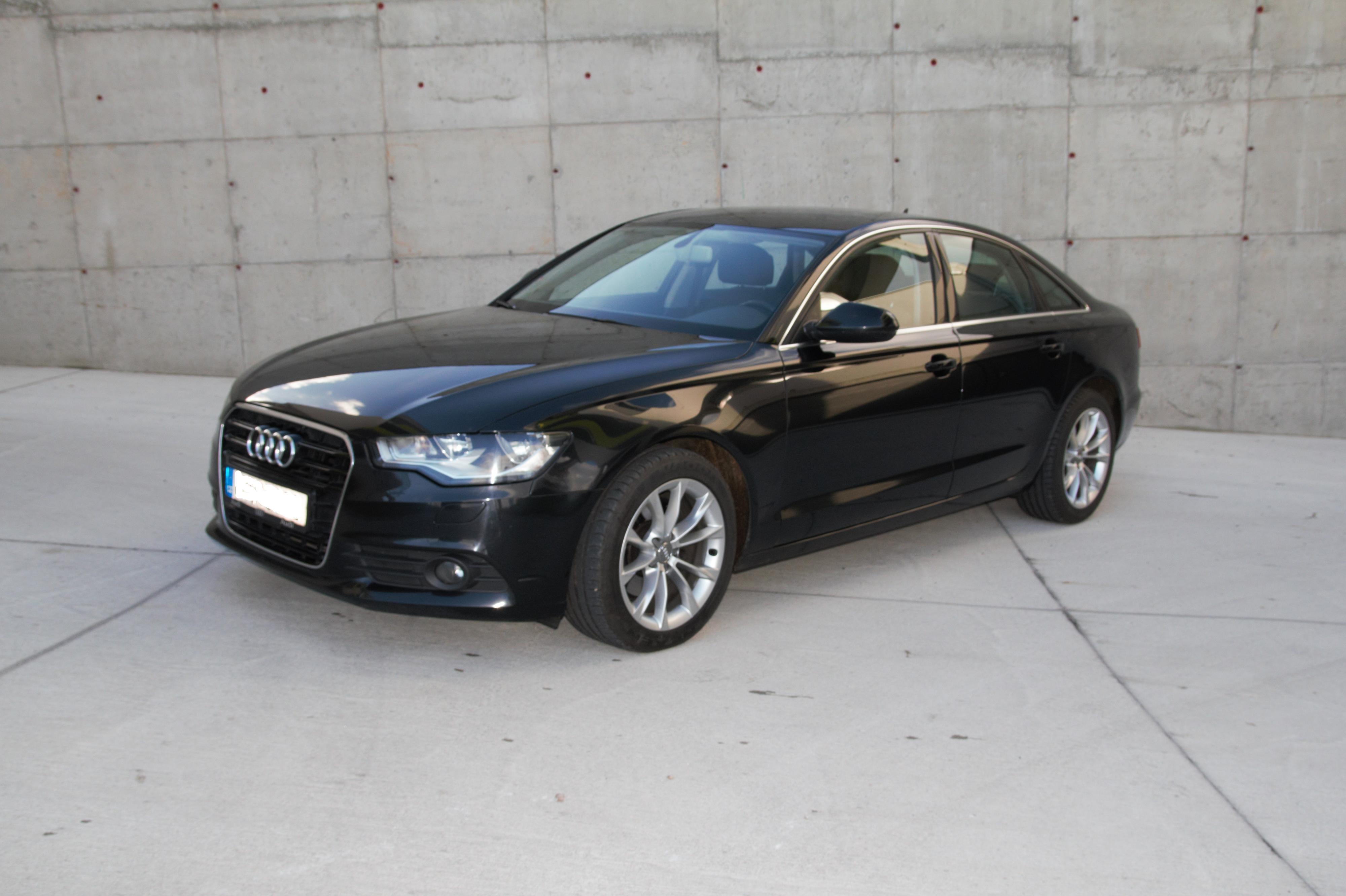 Jaroslav Červinka - Audilimousine transport service