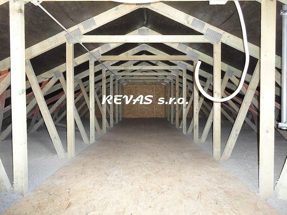 Foukaná izolace Olomouc - REVAS s.r.o. foto 6