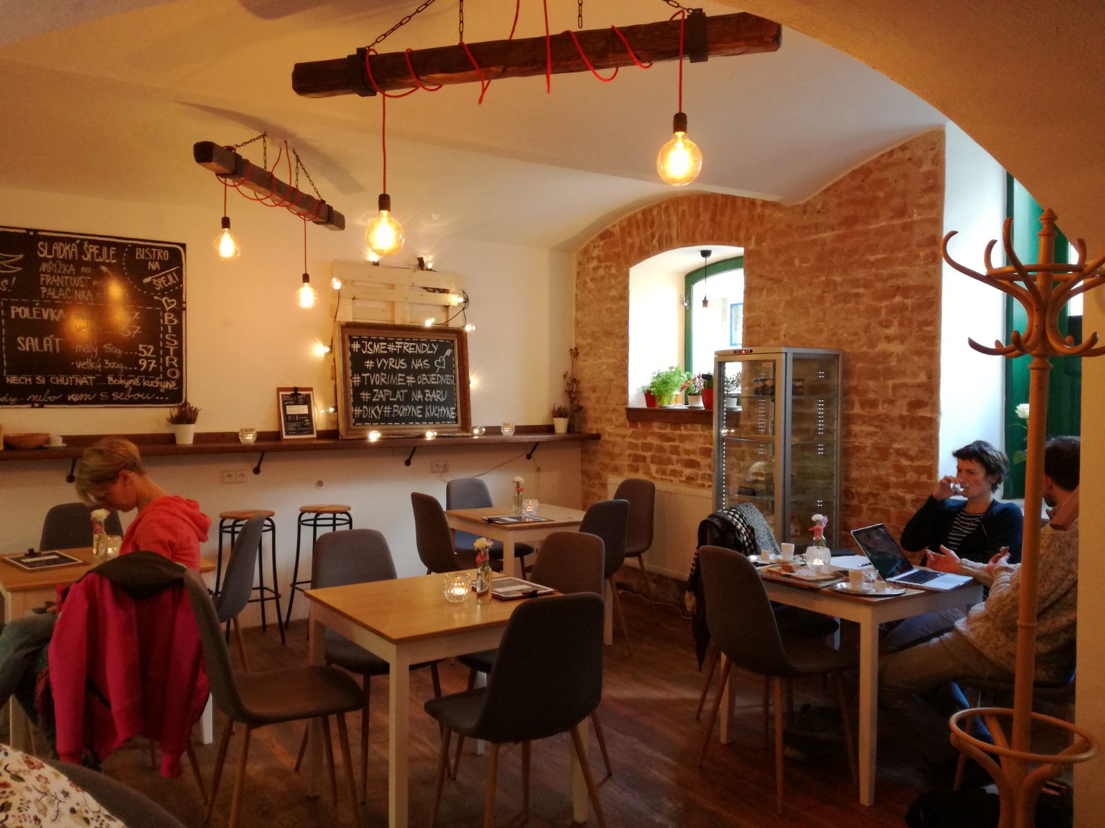 Bistro na tři tečky