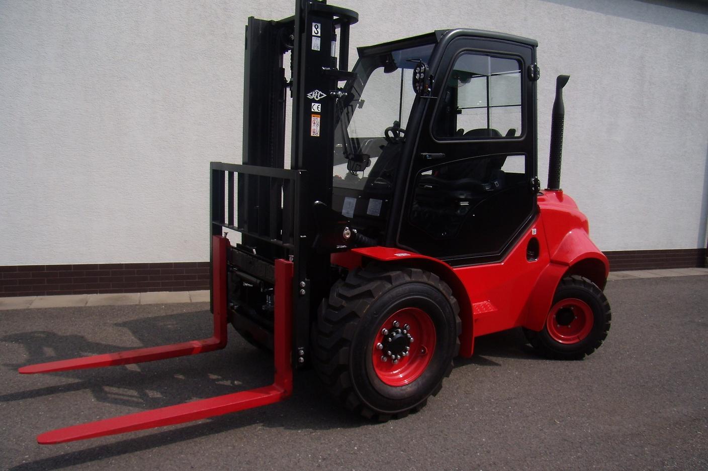 REKORD HRÁČEK s.r.o