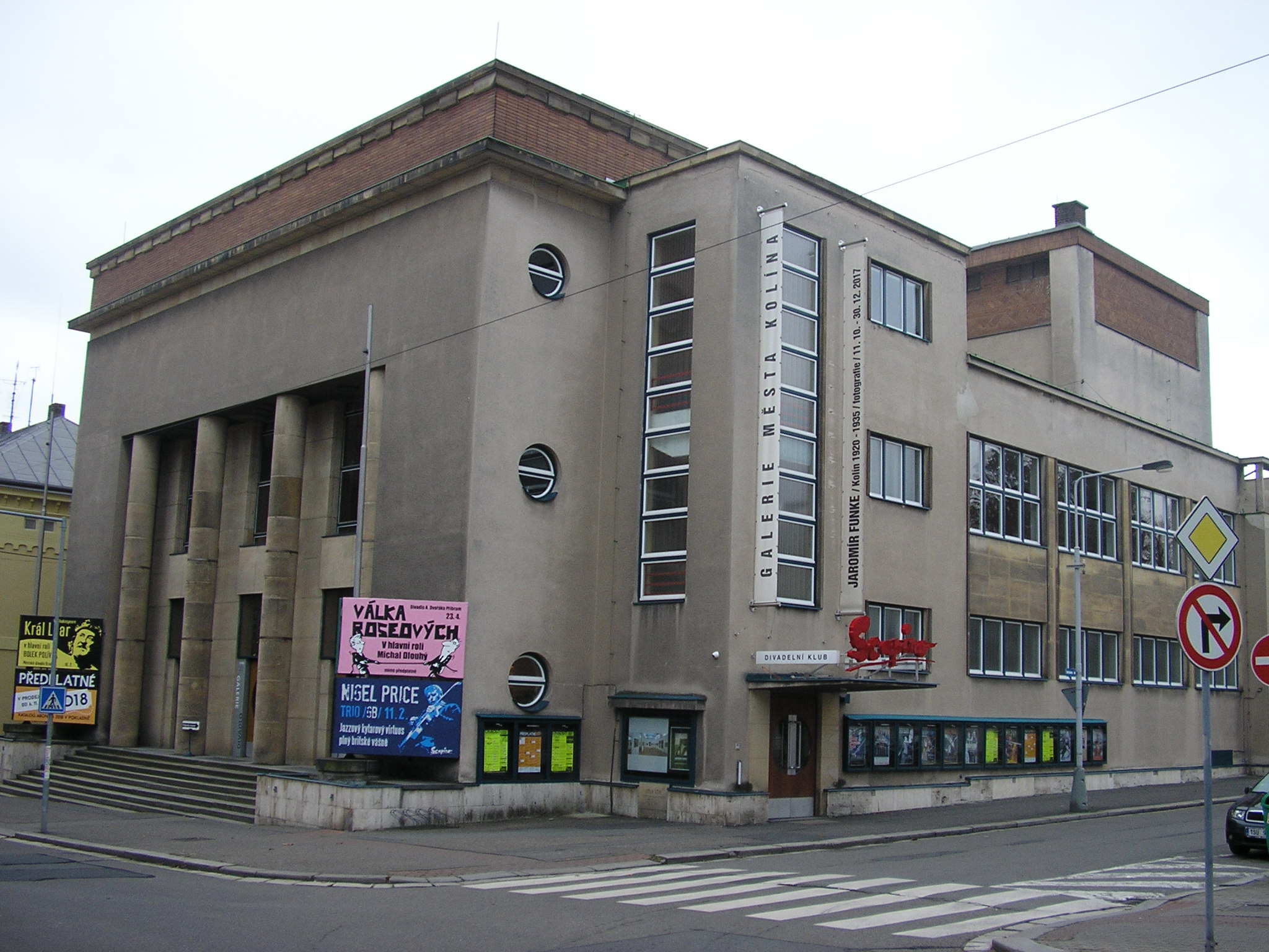 DIVADLO Kolín foto 2