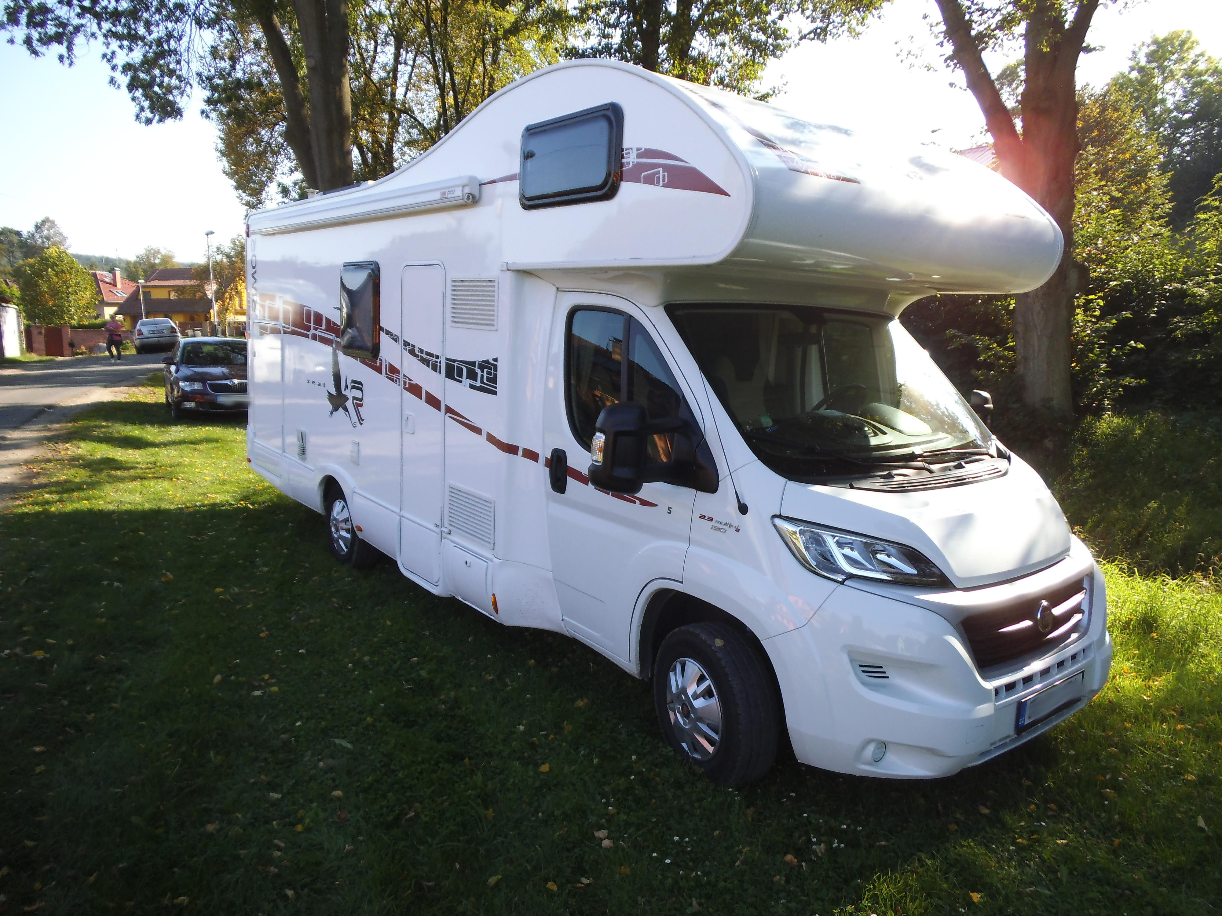 Půjčovna obytných vozů - Hana Lexová foto 3