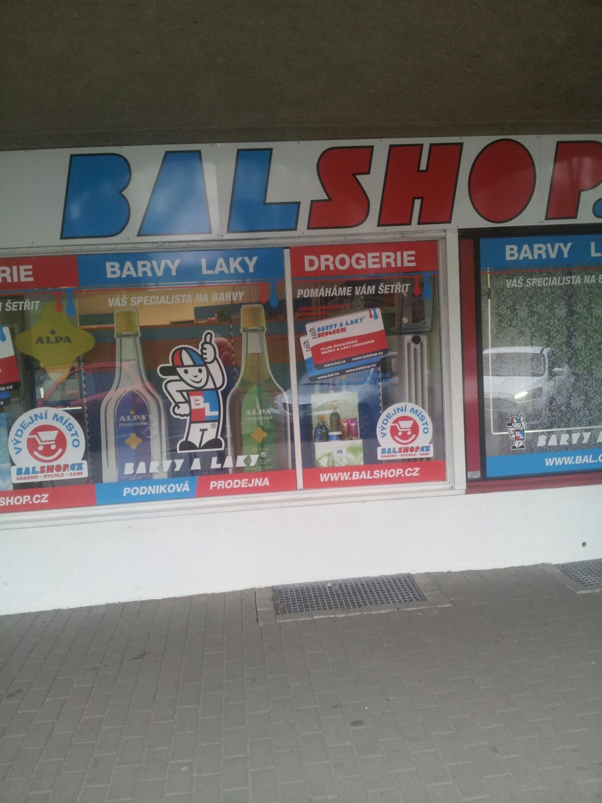 BARVY A LAKY DROGERIE foto 4