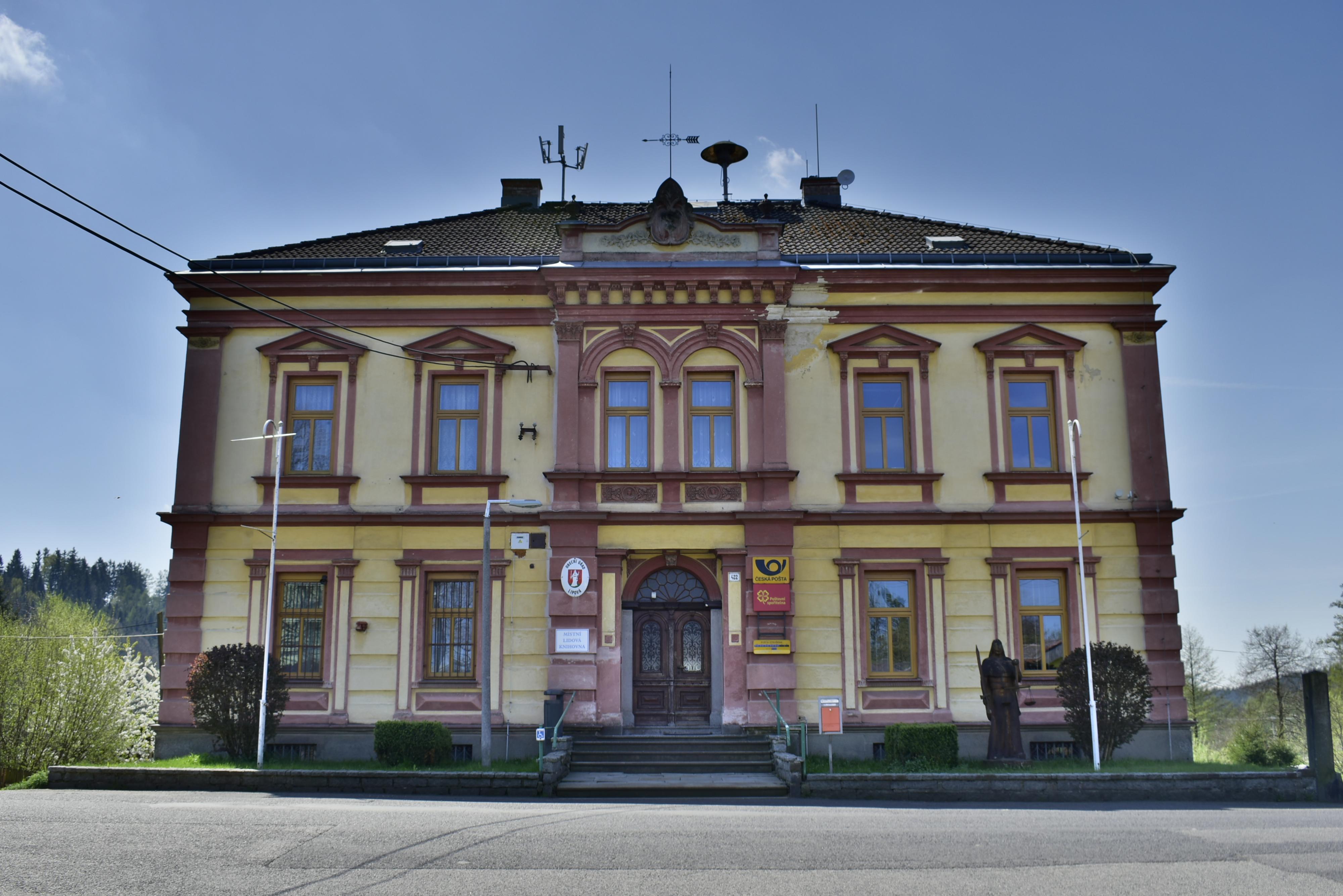 Lipová - obecní úřad foto 2