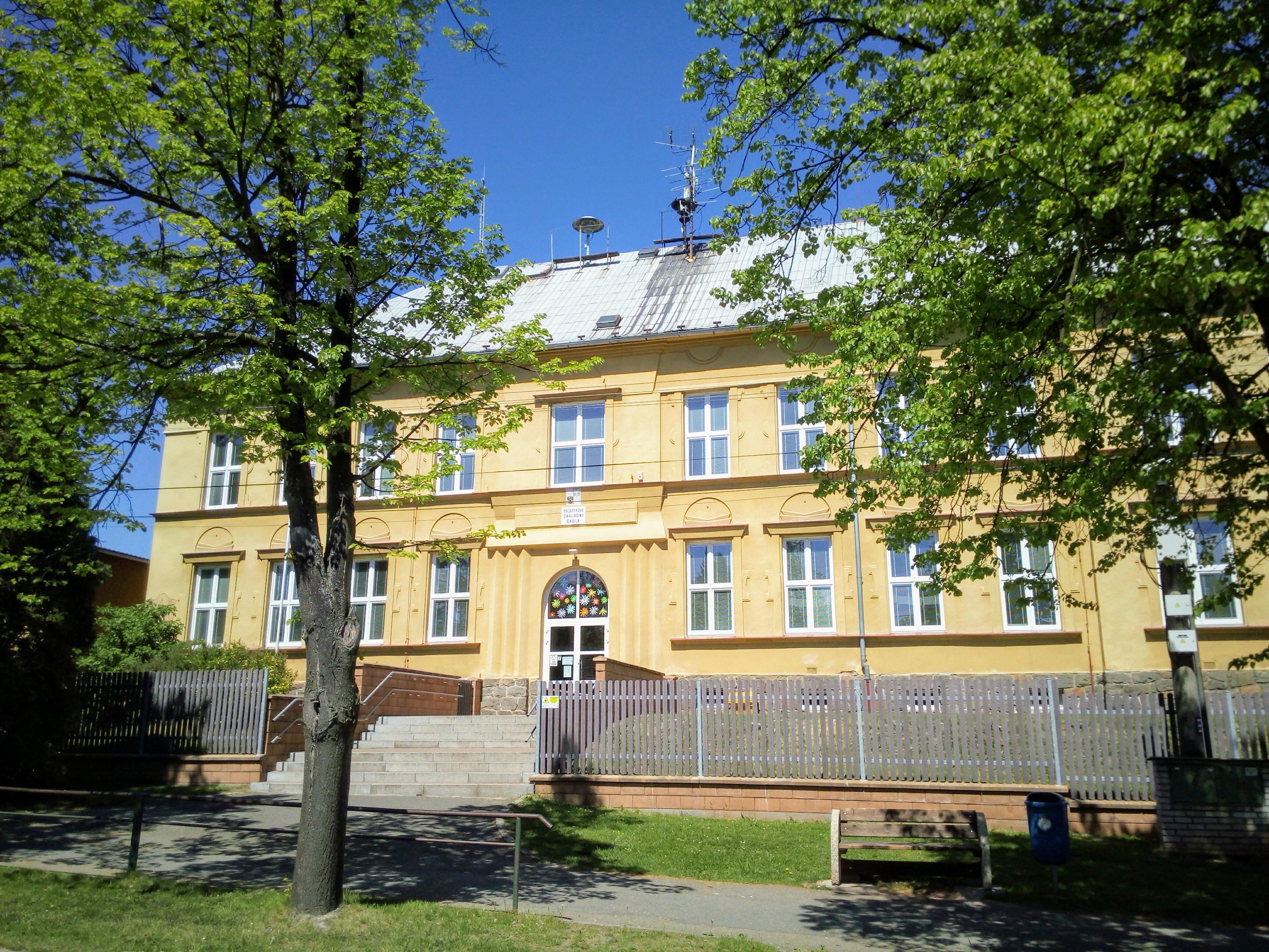 Masarykova ZŠ a MŠ v Žihli foto 2