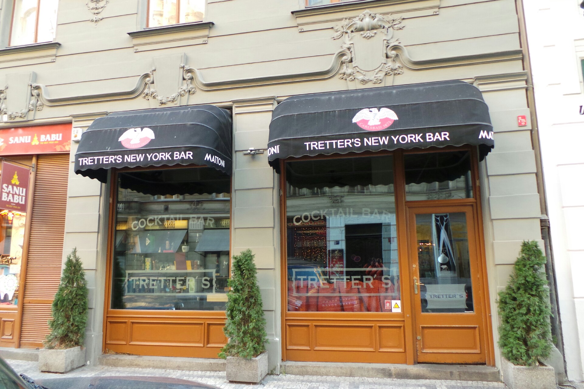 Kenton's New York Bar