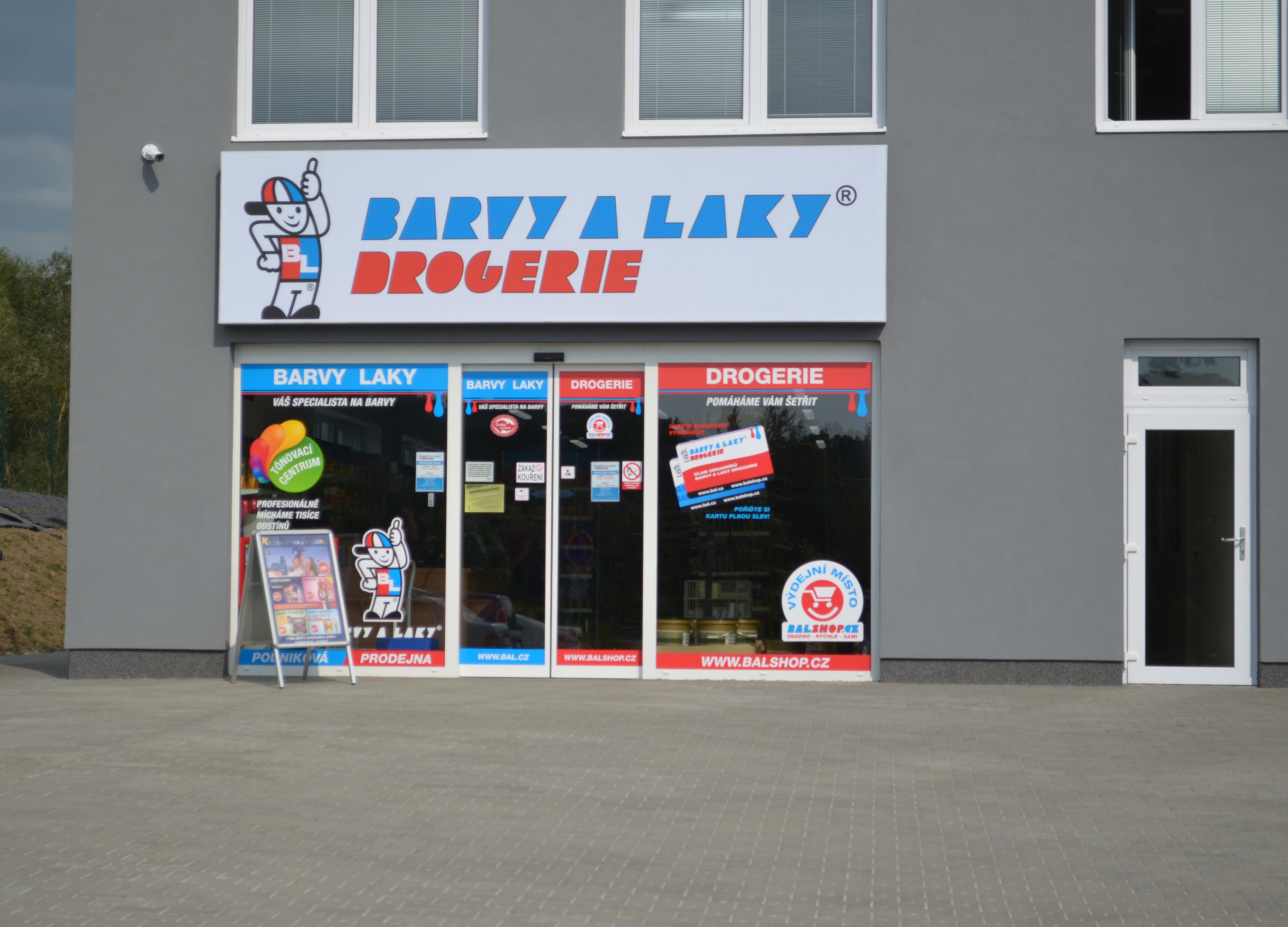 BARVY A LAKY DROGERIE foto 3