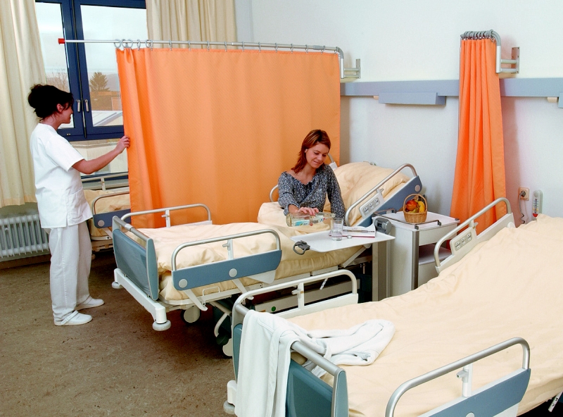 ROUSEK s.r.o. – výroba zdravotnických lehátek foto 3