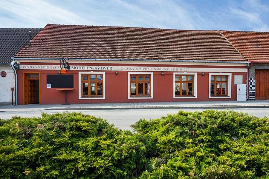 Restaurace Mohelenský Dvůr