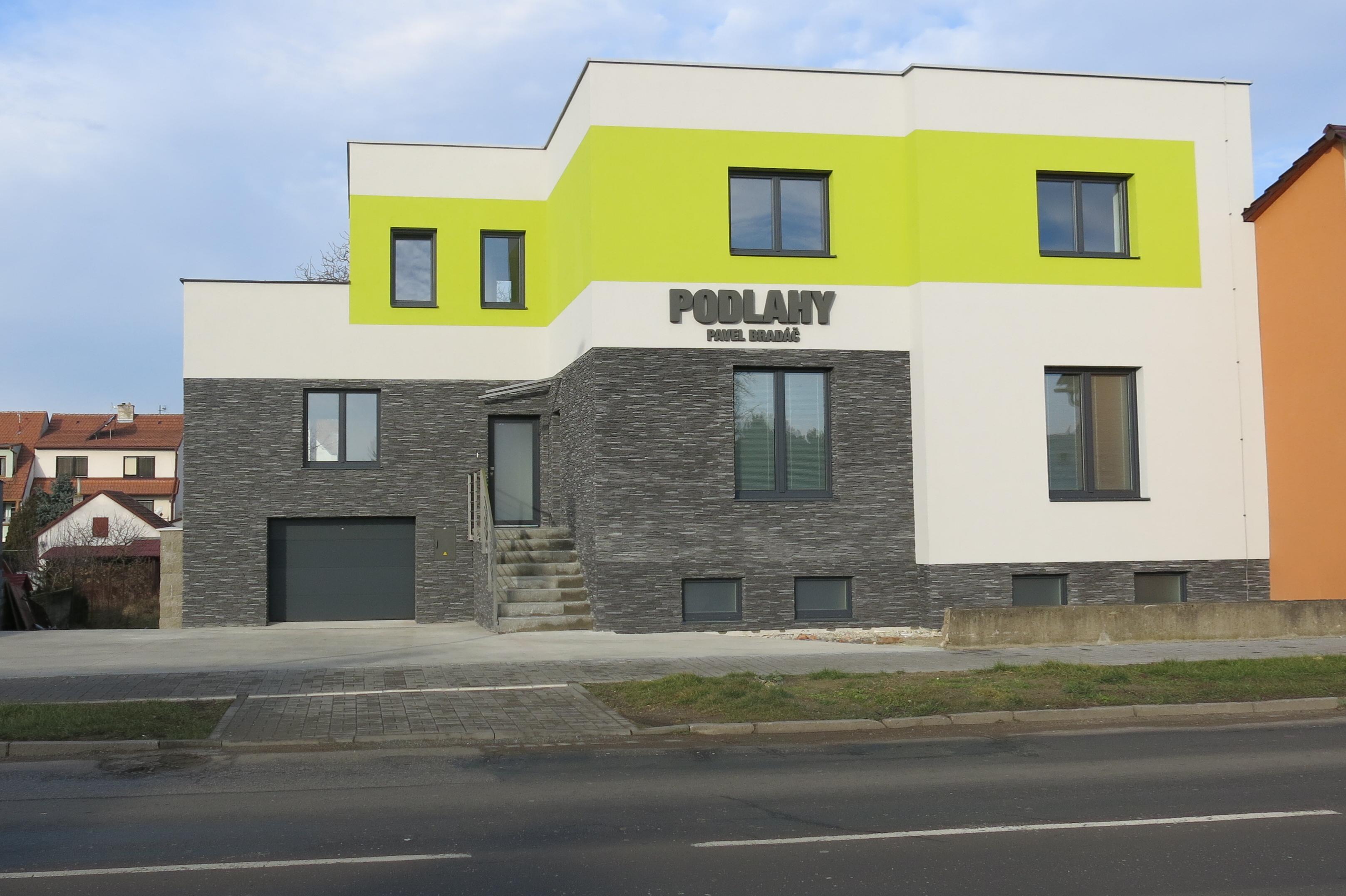 PODLAHY Pavel Bradáč